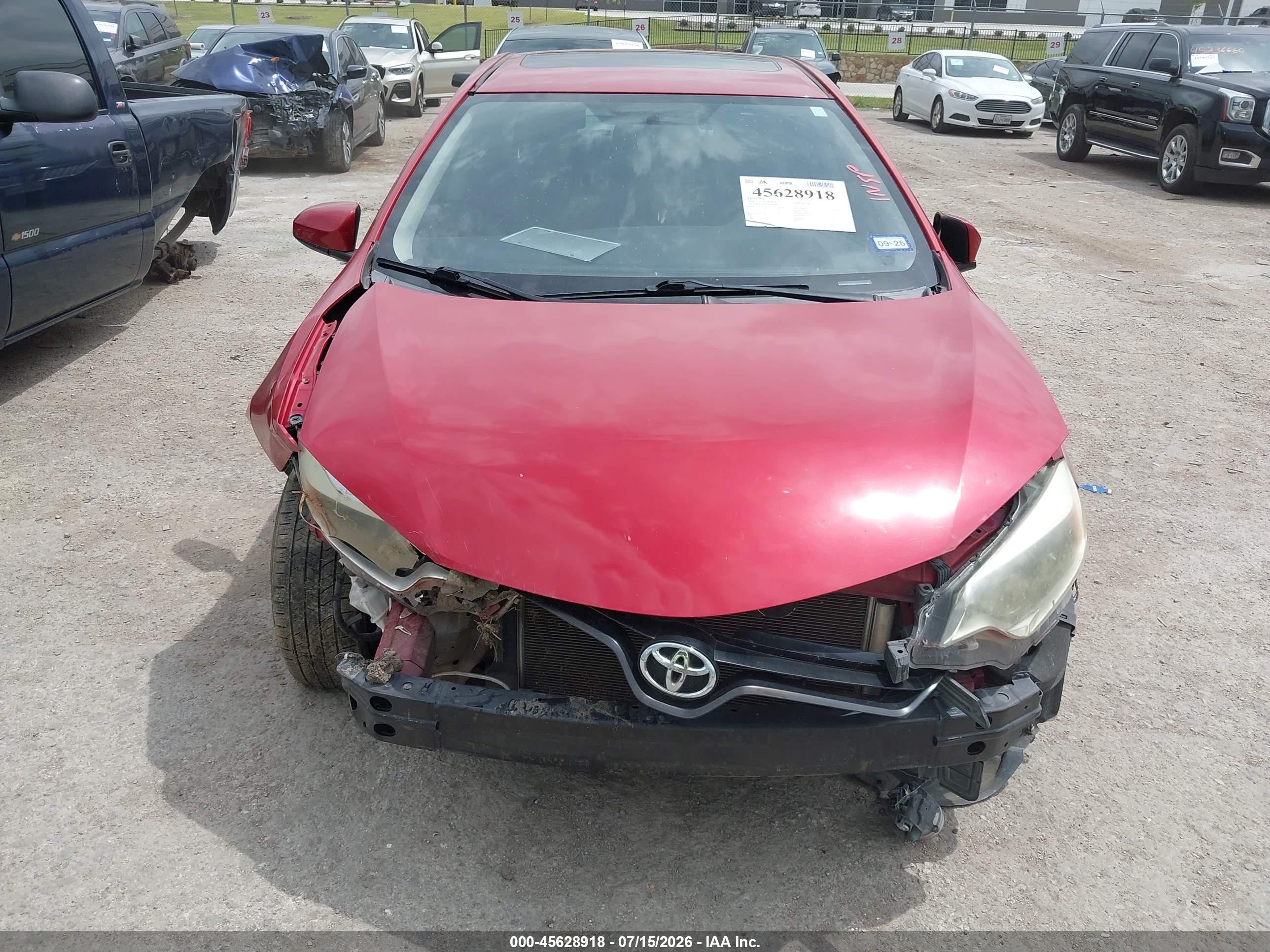 2014 Toyota Corolla Le Premium Red vin: 5YFBURHE4EP108748