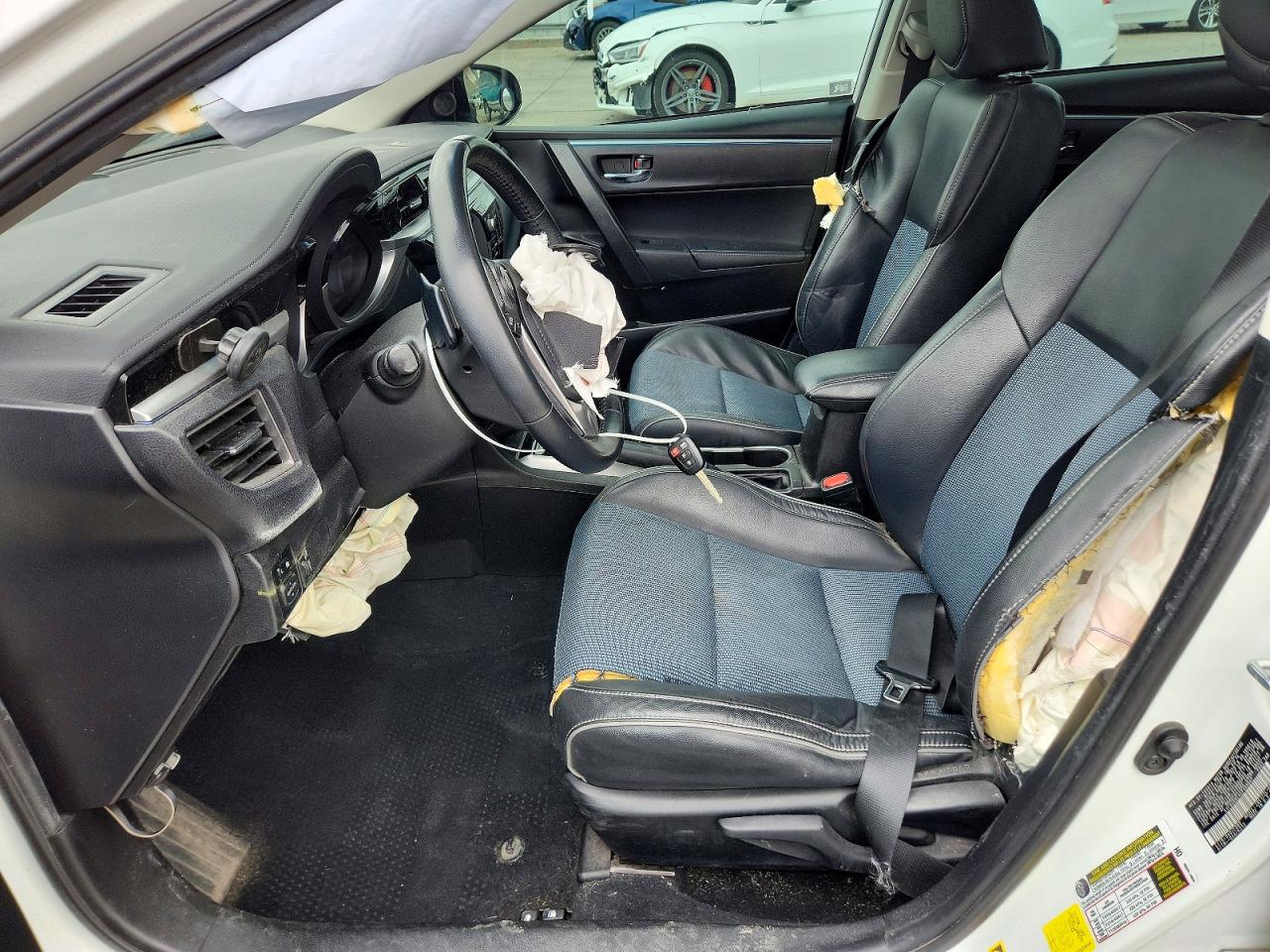 2014 Toyota Corolla S Plus Белый vin: 5YFBURHE4EP109947