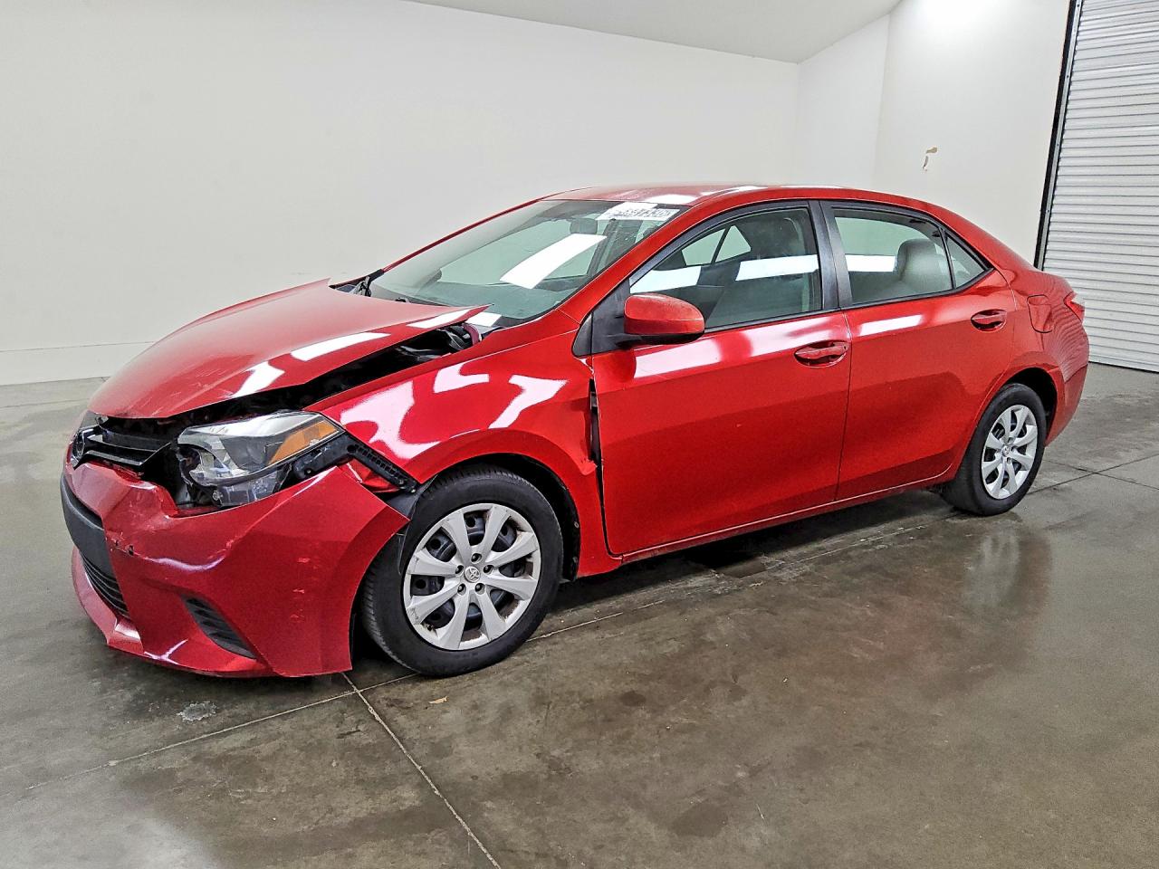 2014 Toyota Corolla Le Red vin: 5YFBURHE4EP112377
