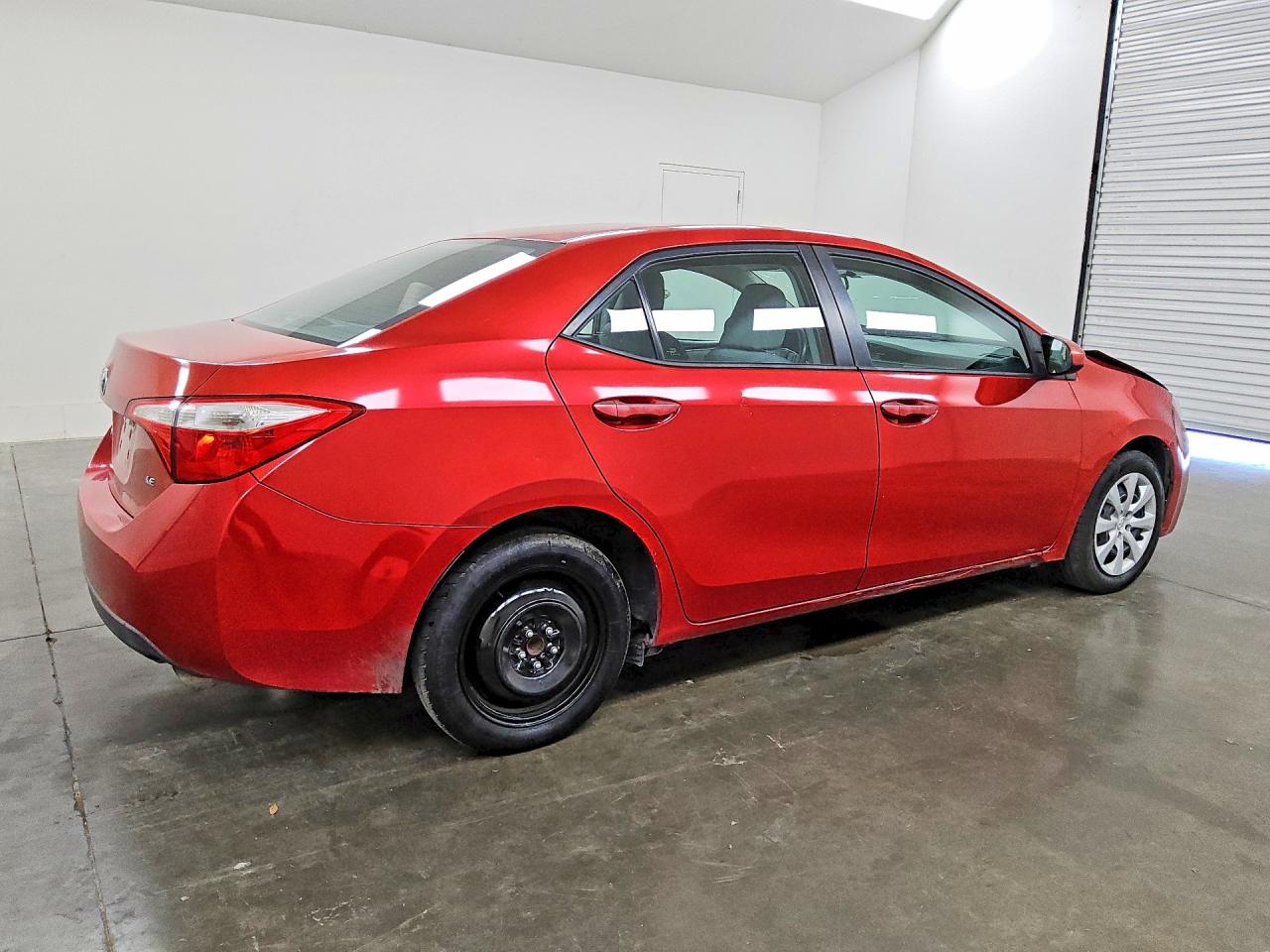 2014 Toyota Corolla Le Red vin: 5YFBURHE4EP112377