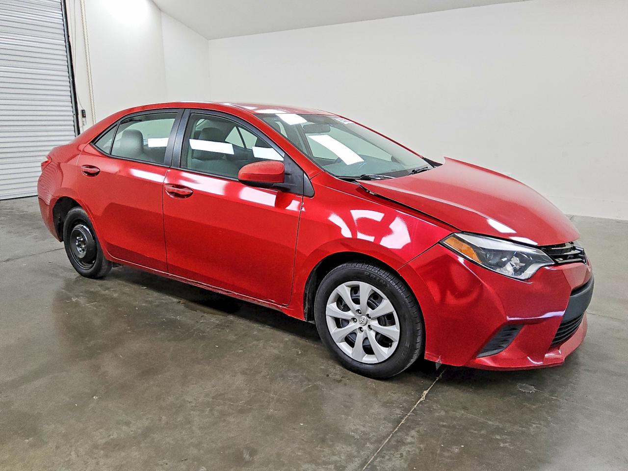 2014 Toyota Corolla Le Red vin: 5YFBURHE4EP112377