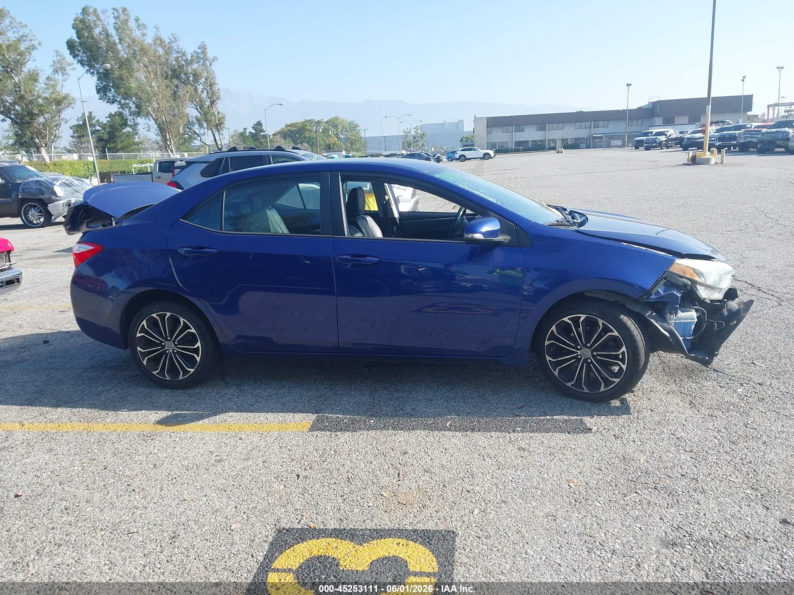 2014 Toyota Corolla S Plus Синий vin: 5YFBURHE4EP118485