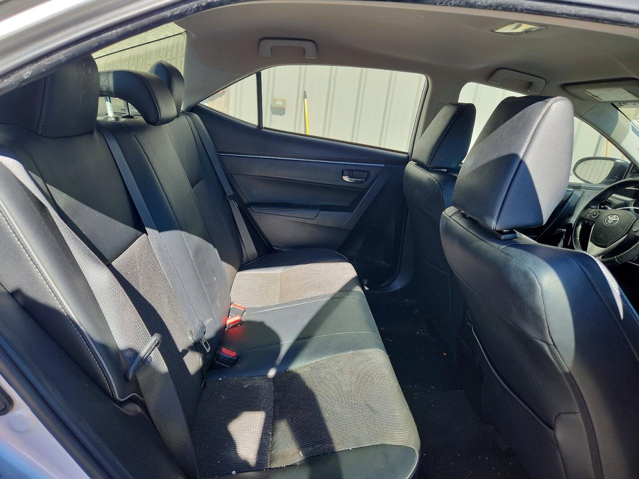 2014 Toyota Corolla S Silver vin: 5YFBURHE4EP131818