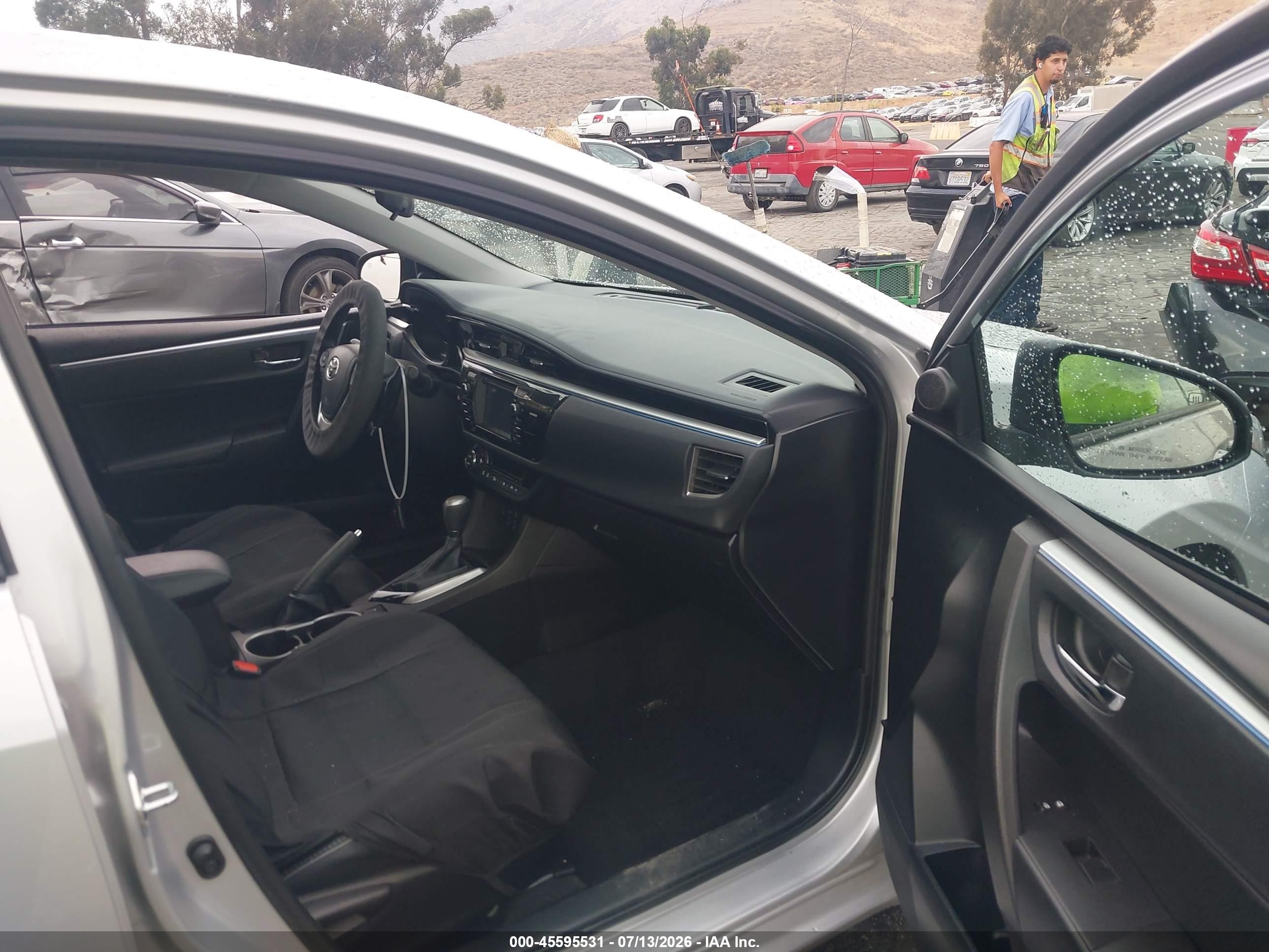 2014 Toyota Corolla S Premium Silver vin: 5YFBURHE4EP173518
