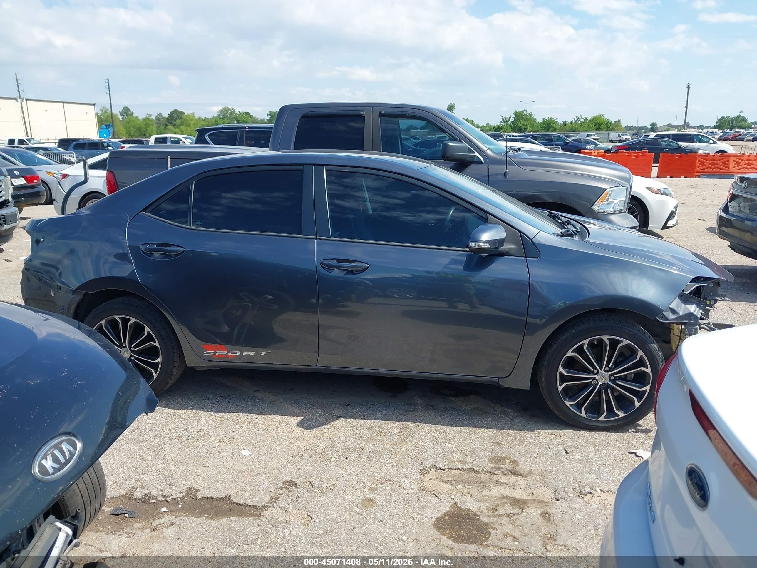 2014 Toyota Corolla S Plus Синий vin: 5YFBURHE4EP174829
