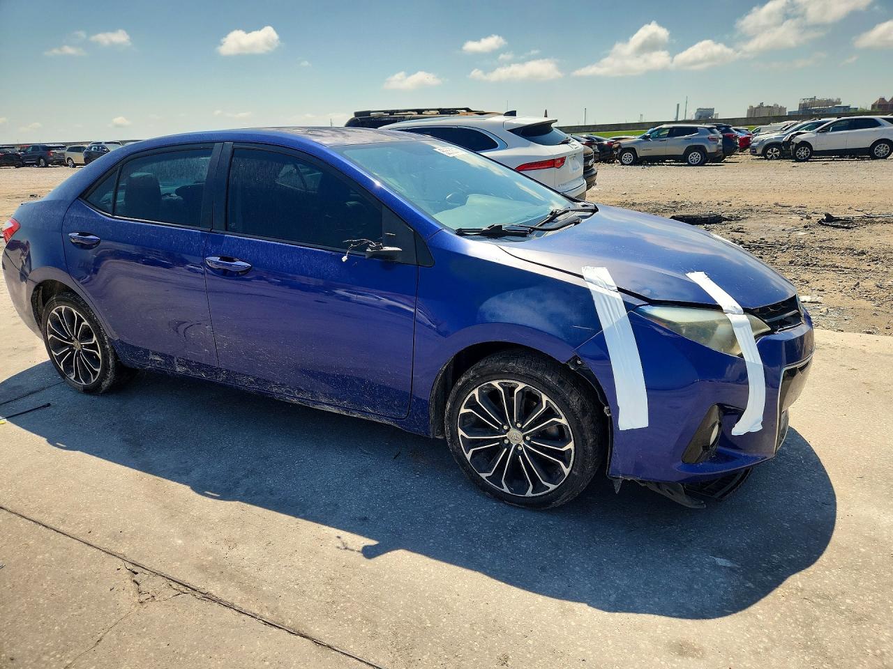 2014 Toyota Corolla S Plus Blue vin: 5YFBURHE4EP175835