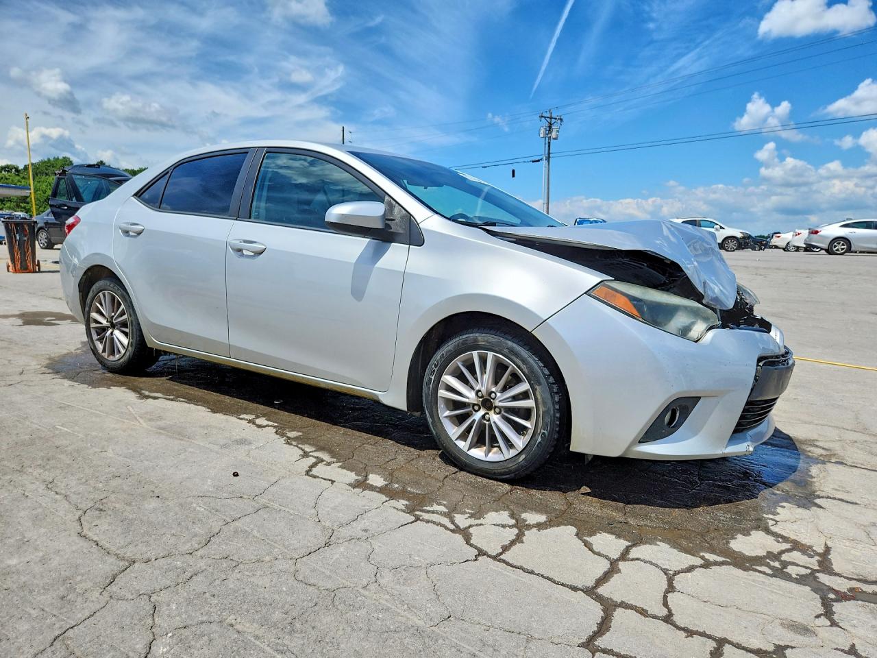 2014 Toyota Corolla Le Silver vin: 5YFBURHE4EP176001