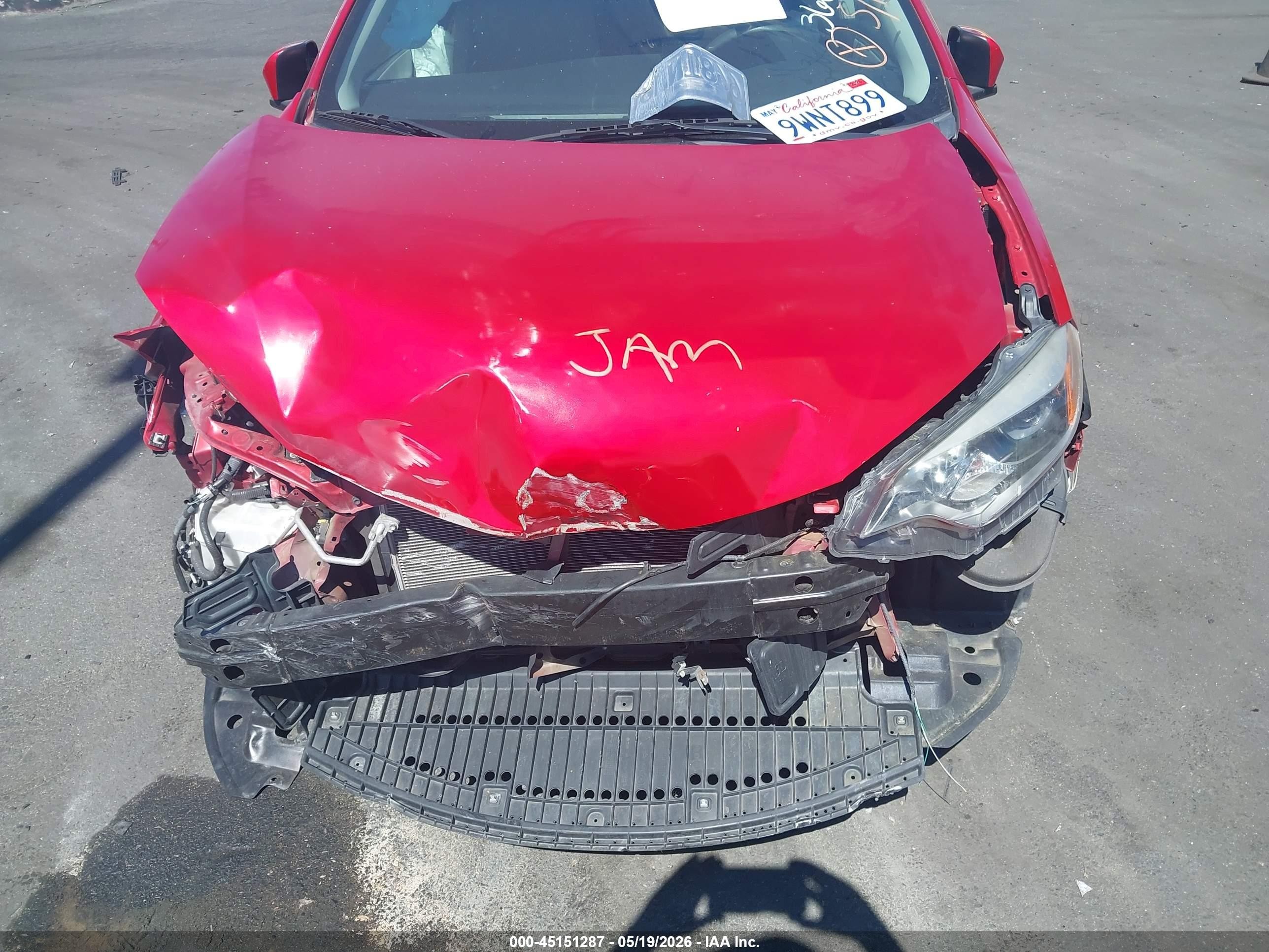 2015 Toyota Corolla Le Plus Red vin: 5YFBURHE4FP193768