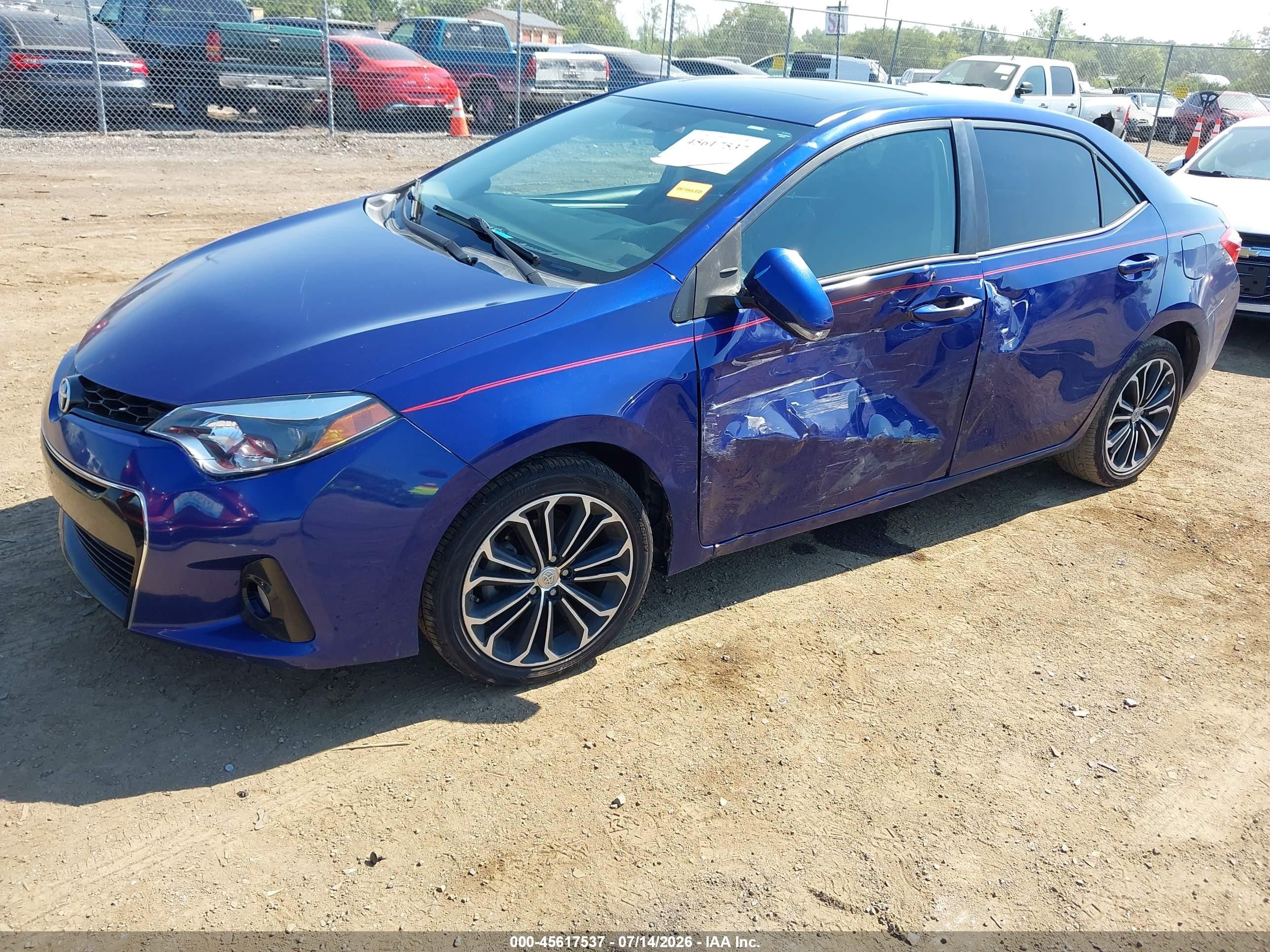 2015 Toyota Corolla S Plus Синий vin: 5YFBURHE4FP197366
