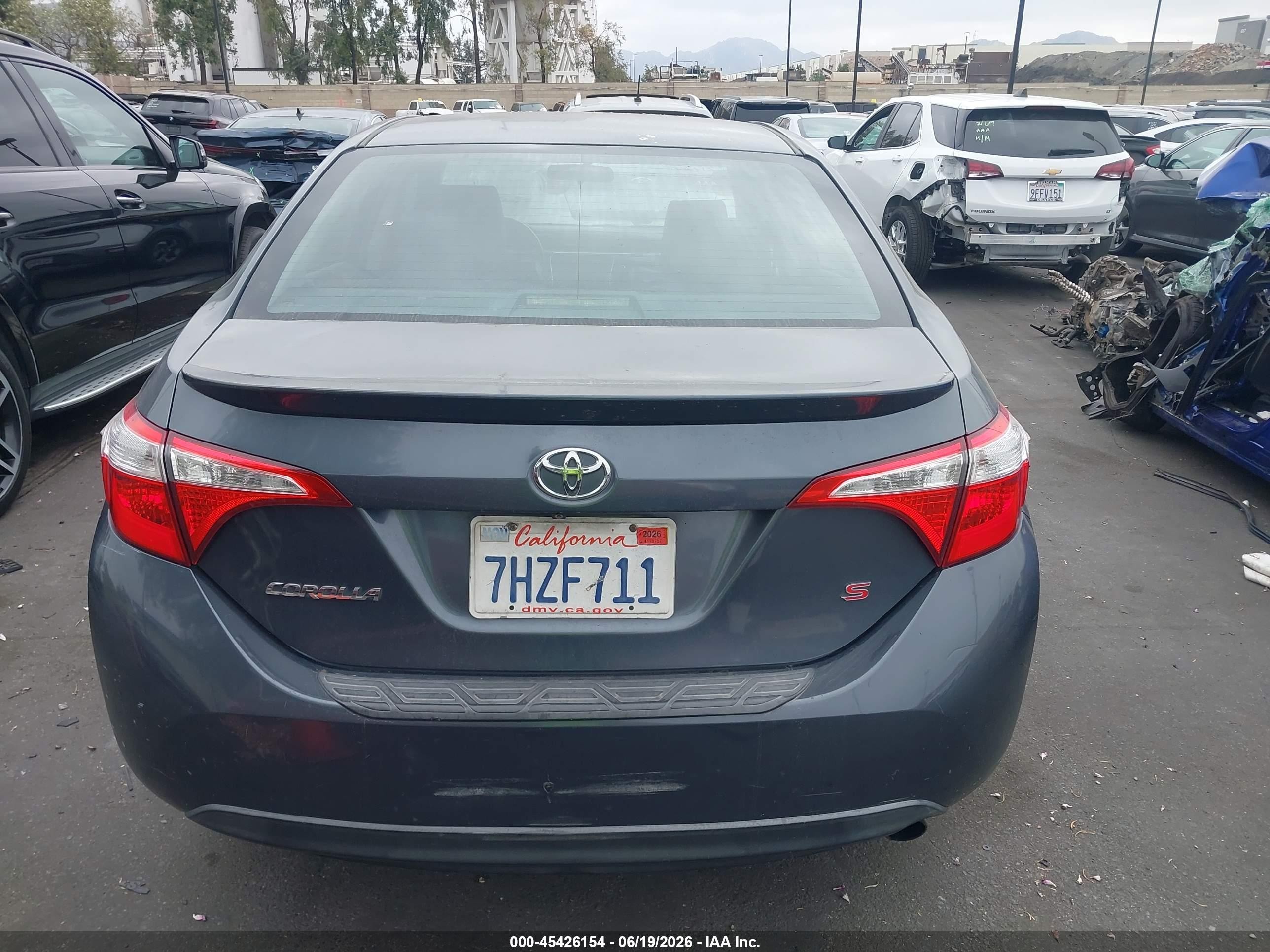 2015 Toyota Corolla S Plus Blue vin: 5YFBURHE4FP204106