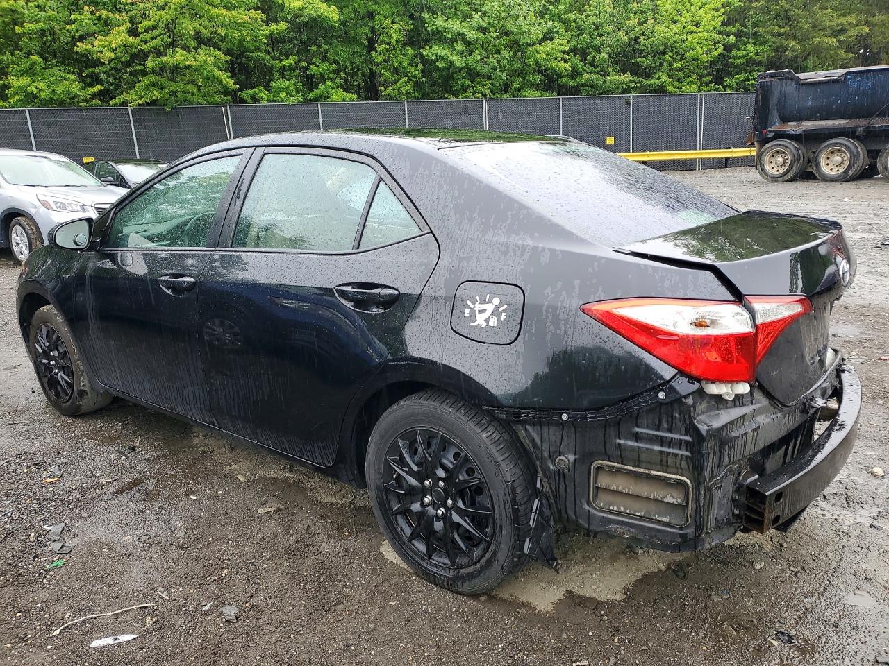 2015 Toyota Corolla Le Black vin: 5YFBURHE4FP205434