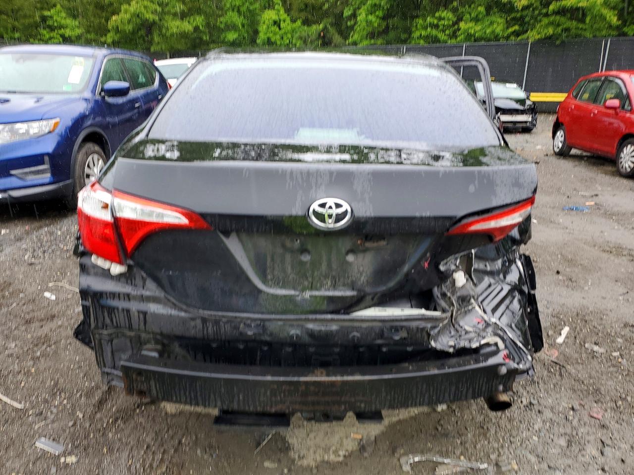 2015 Toyota Corolla Le Black vin: 5YFBURHE4FP205434