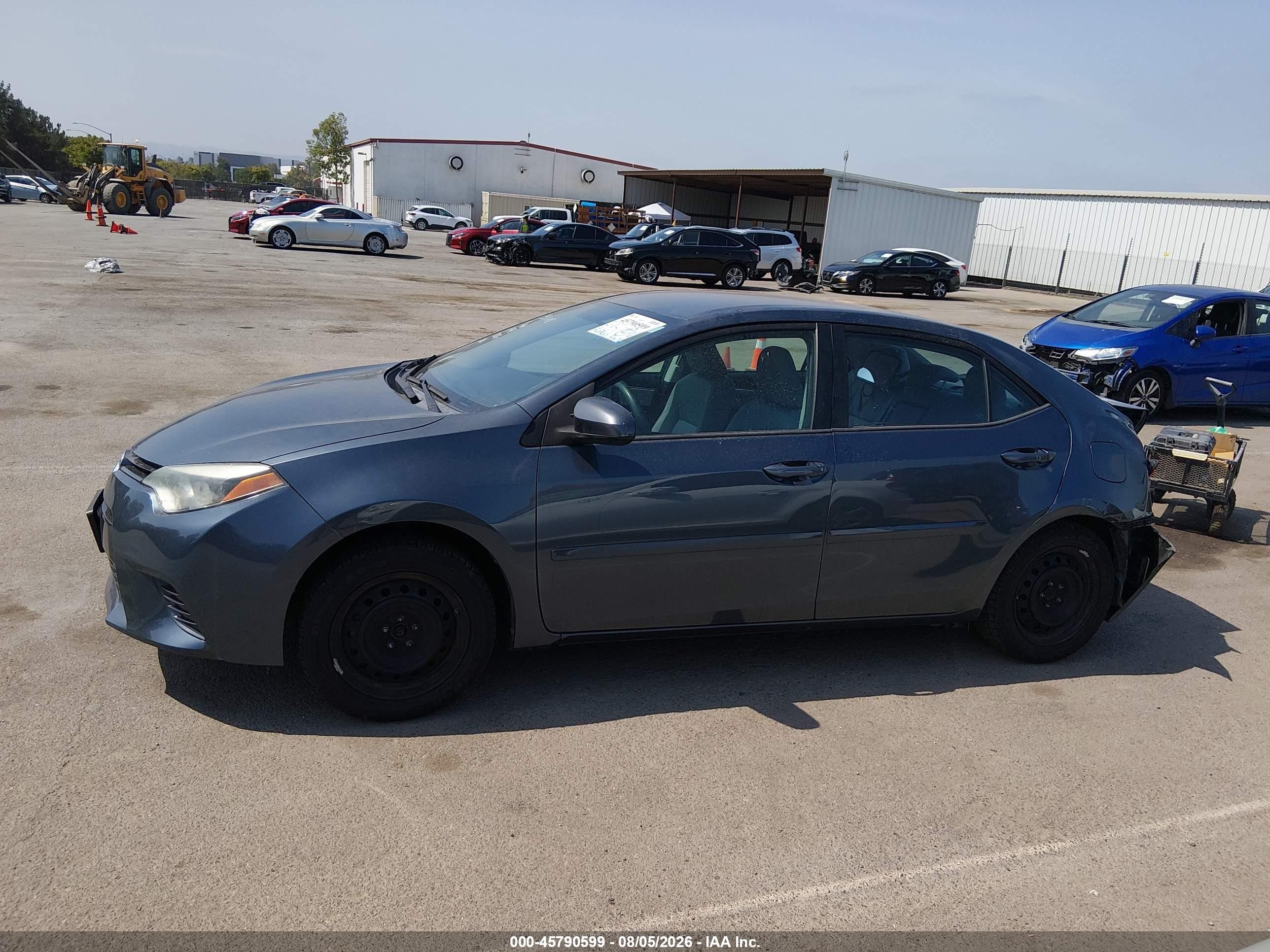 2015 Toyota Corolla Le Gray vin: 5YFBURHE4FP229295