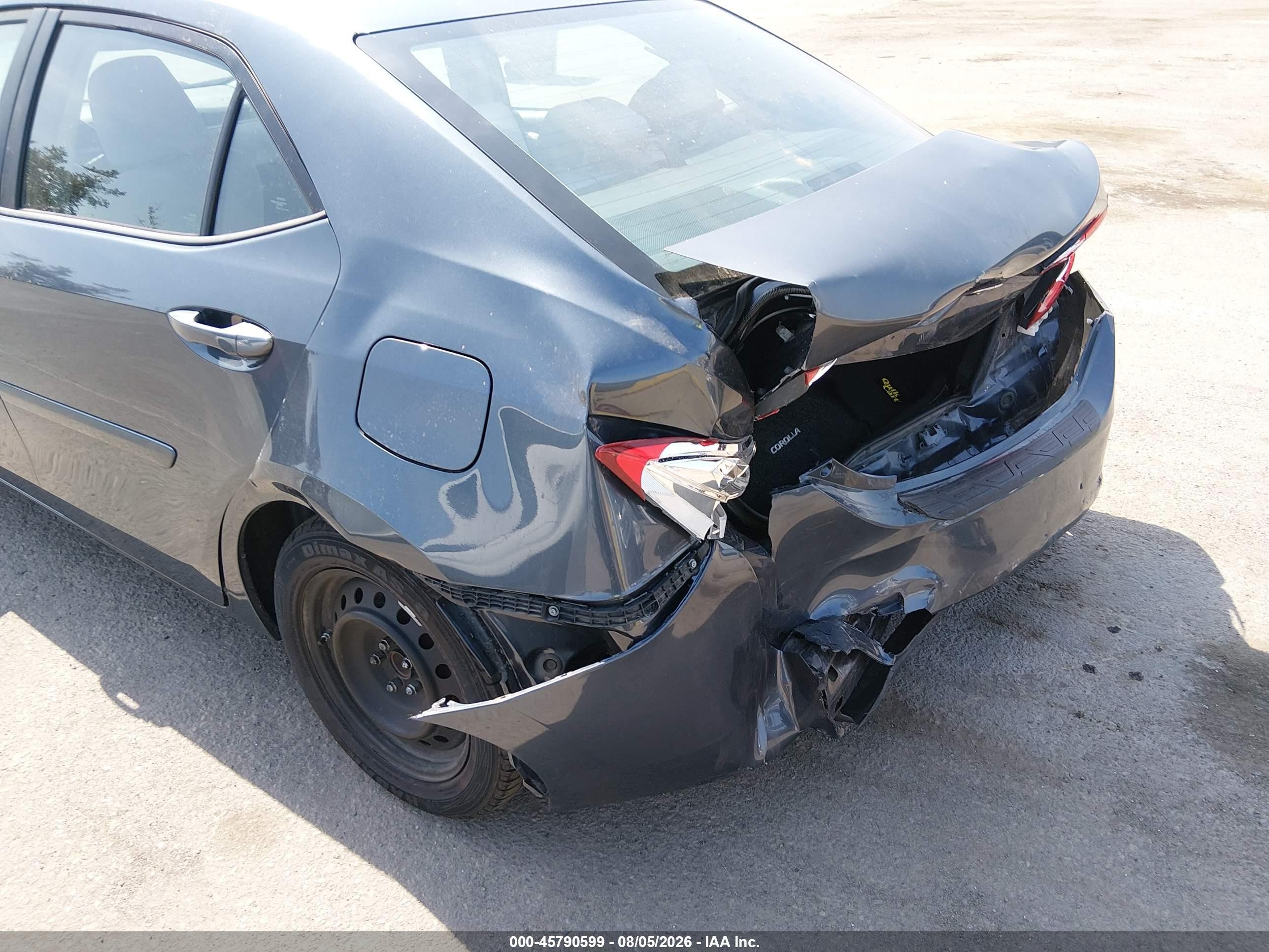 2015 Toyota Corolla Le Gray vin: 5YFBURHE4FP229295