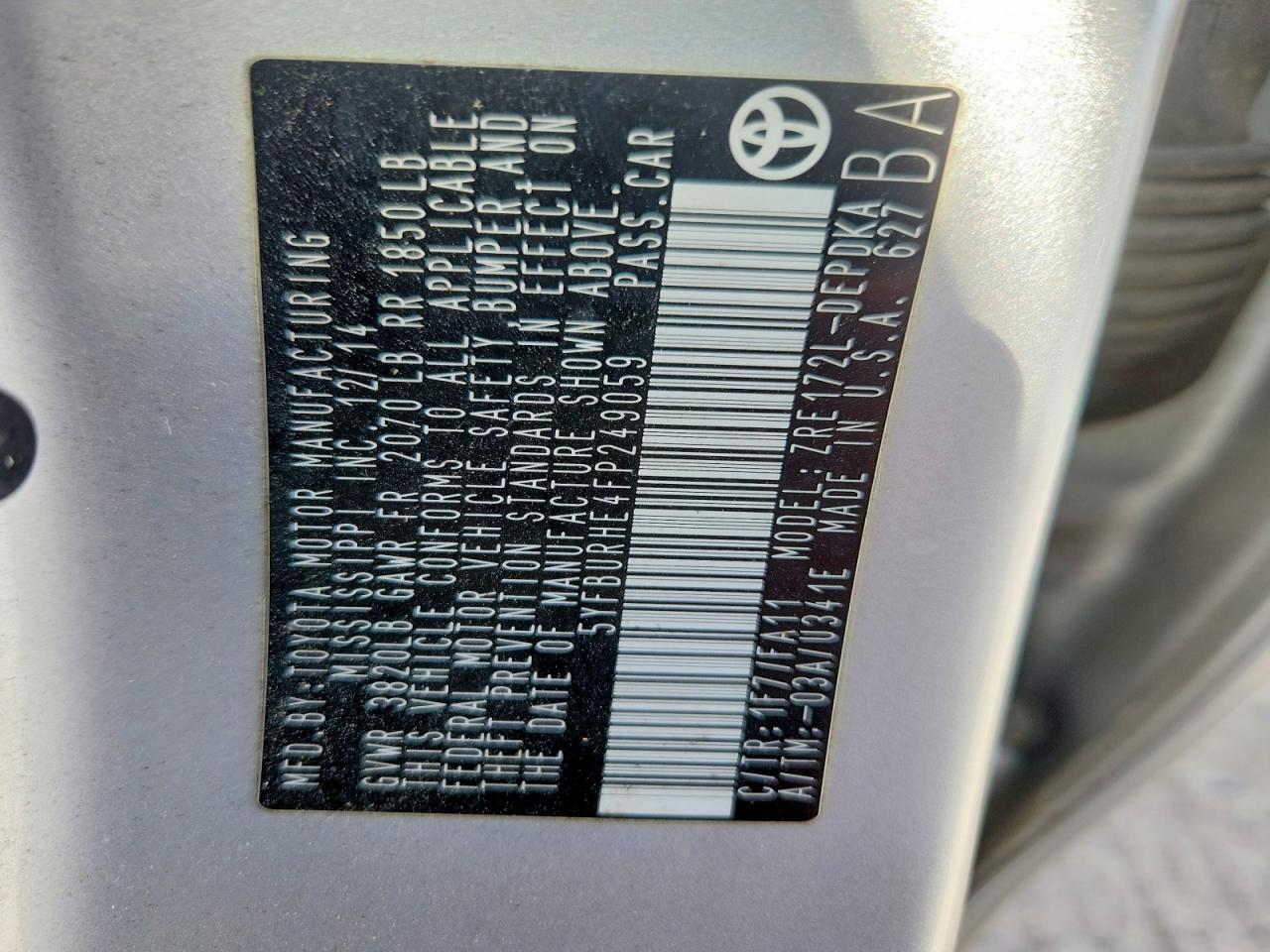 2015 Toyota Corolla L Silver vin: 5YFBURHE4FP249059