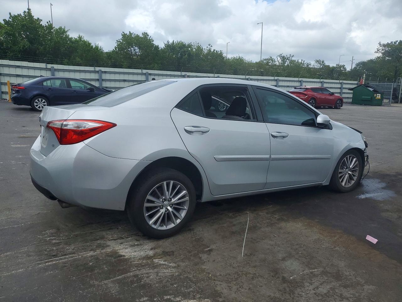 2015 Toyota Corolla Le Plus Silver vin: 5YFBURHE4FP250714