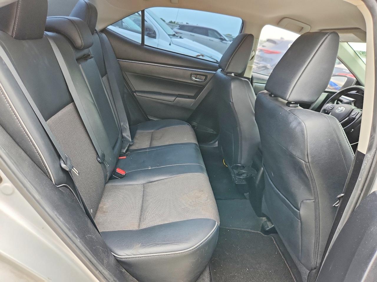2015 Toyota Corolla S Silver vin: 5YFBURHE4FP257890