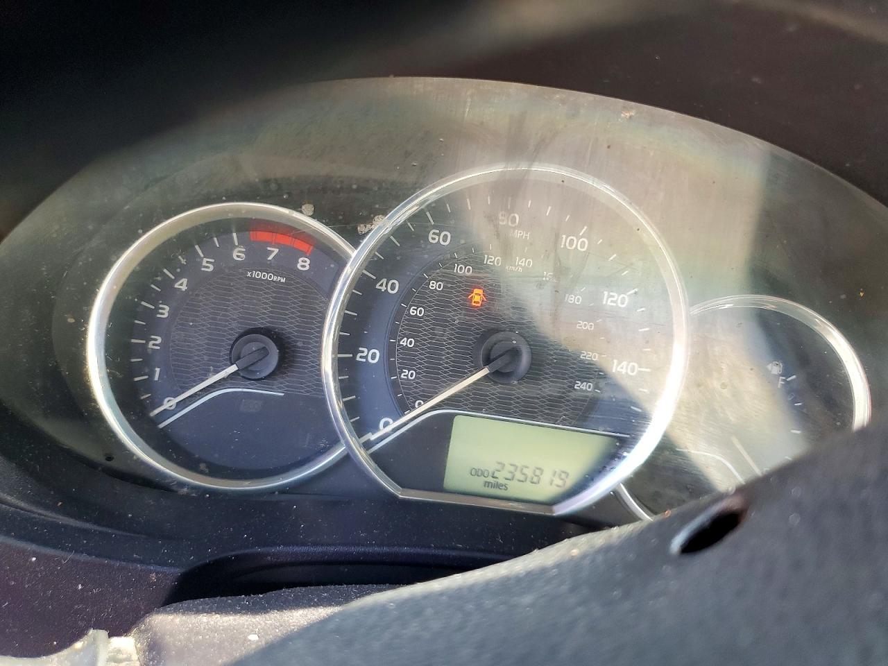 2015 Toyota Corolla Le Plus Blue vin: 5YFBURHE4FP259784