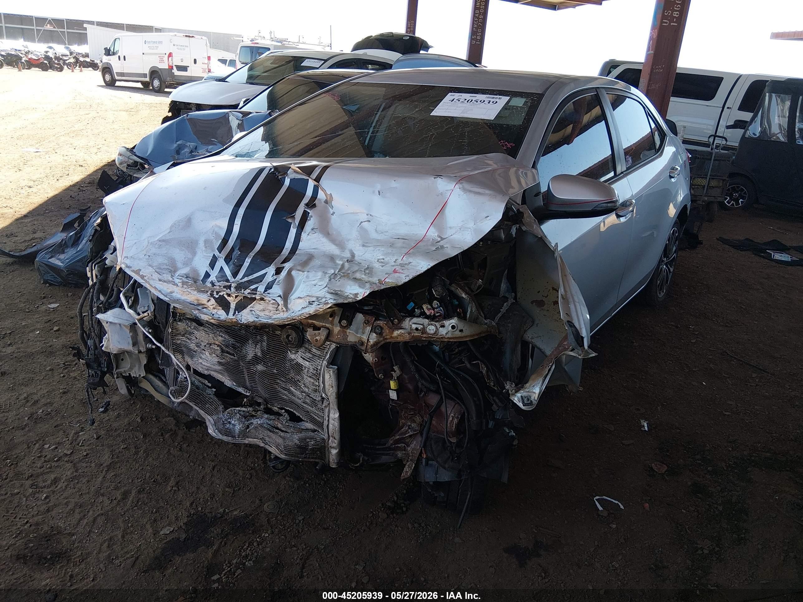 2015 Toyota Corolla S Plus Silver vin: 5YFBURHE4FP261549