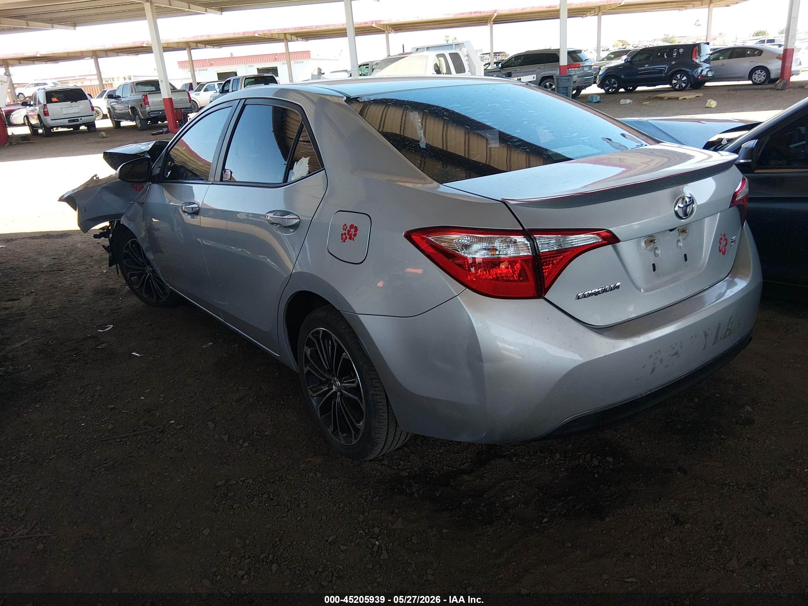 2015 Toyota Corolla S Plus Silver vin: 5YFBURHE4FP261549