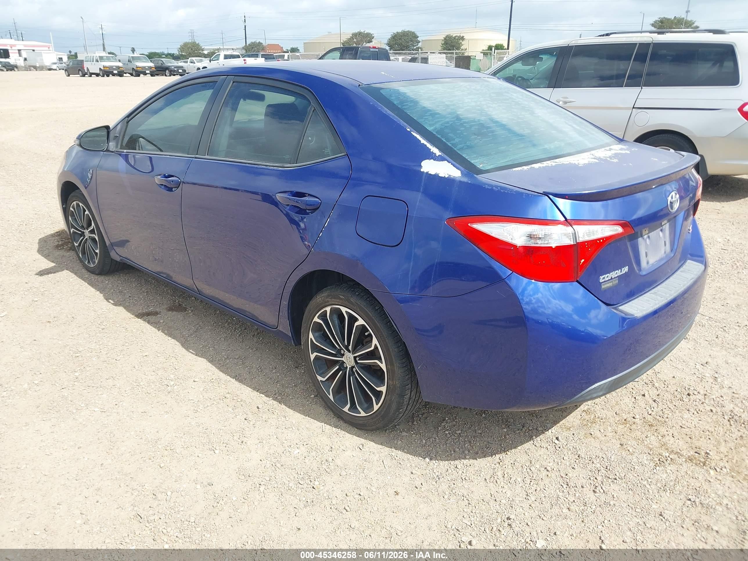2015 Toyota Corolla S Plus Blue vin: 5YFBURHE4FP261910