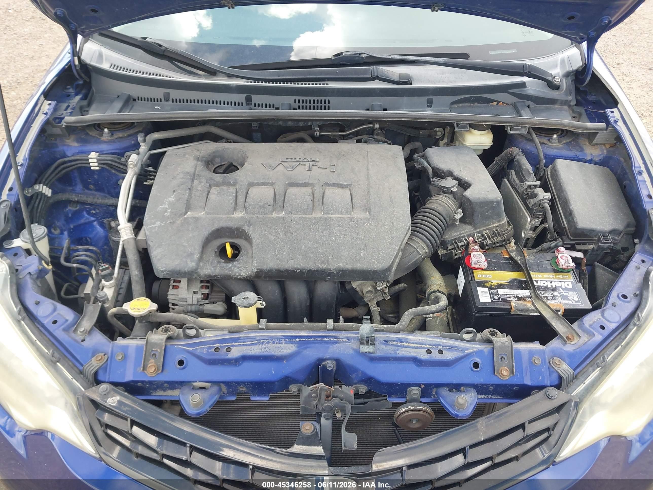 2015 Toyota Corolla S Plus Blue vin: 5YFBURHE4FP261910