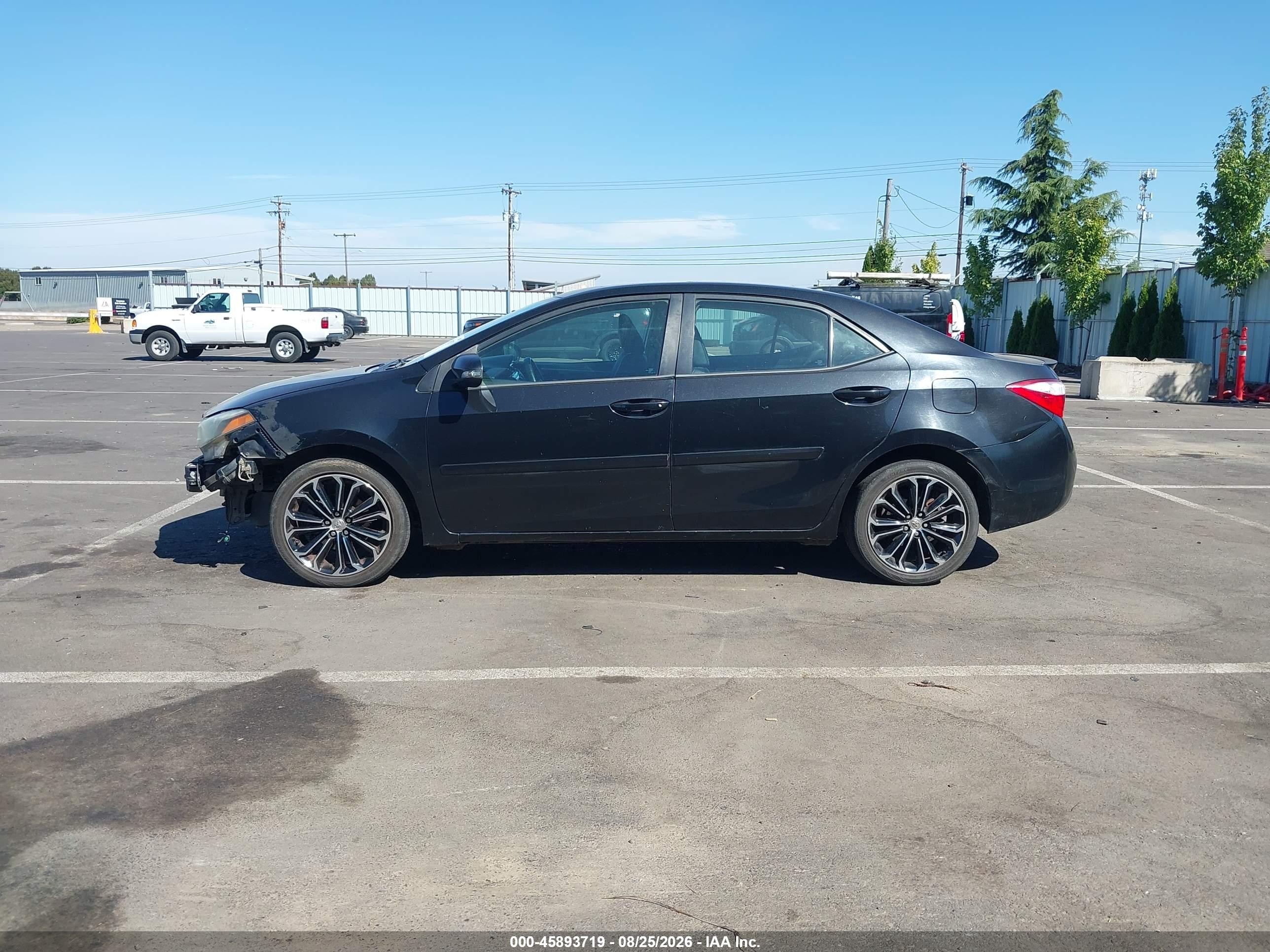2015 Toyota Corolla S Plus Черный vin: 5YFBURHE4FP264385