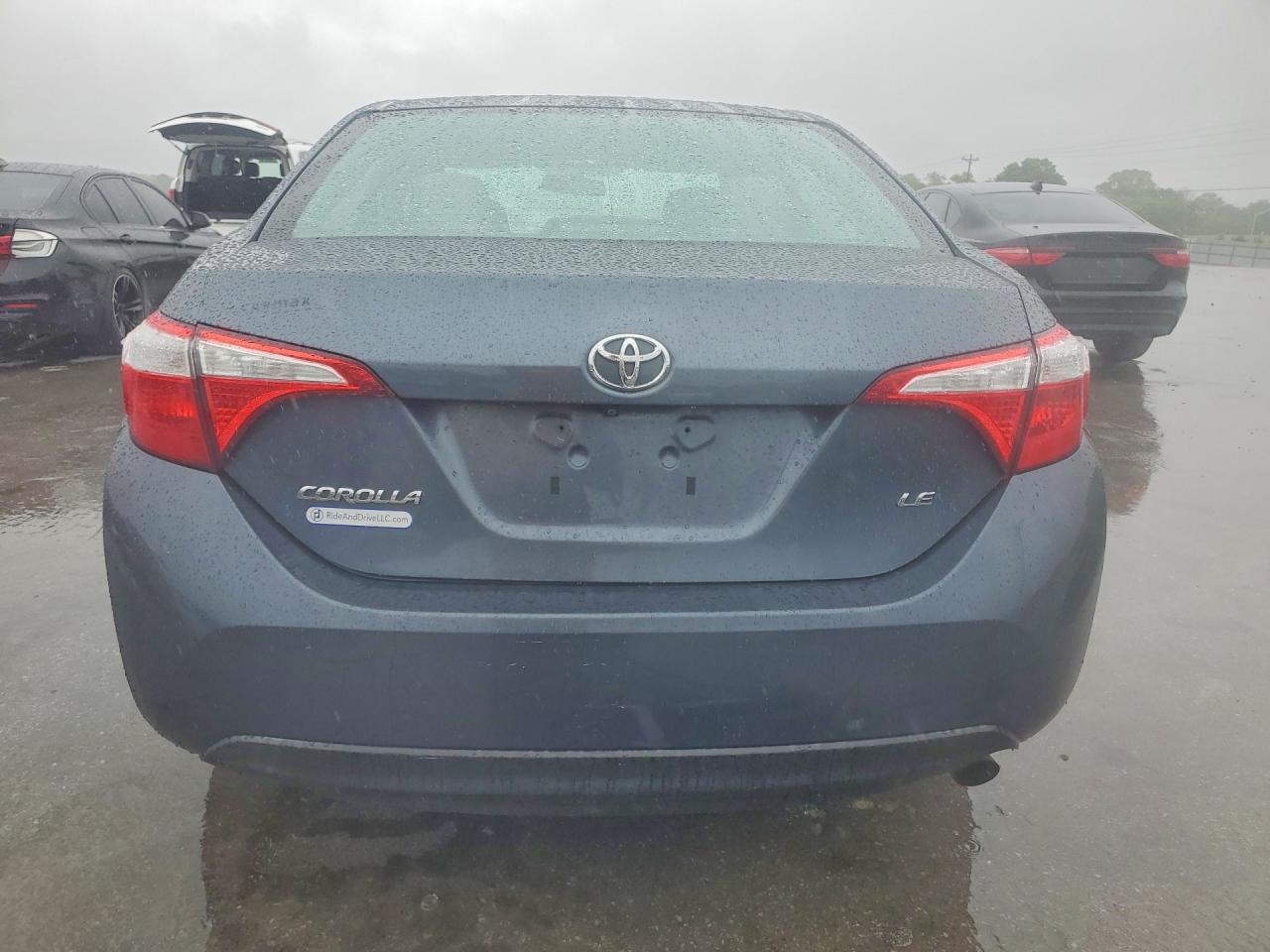 2015 Toyota Corolla Le Blue vin: 5YFBURHE4FP278755