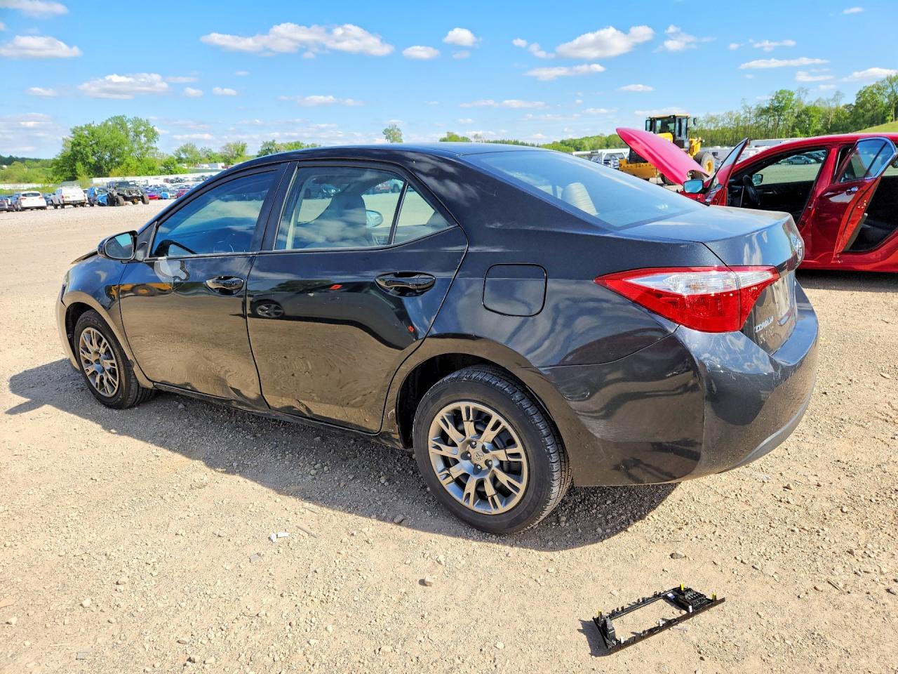 2015 Toyota Corolla Le Black vin: 5YFBURHE4FP279534