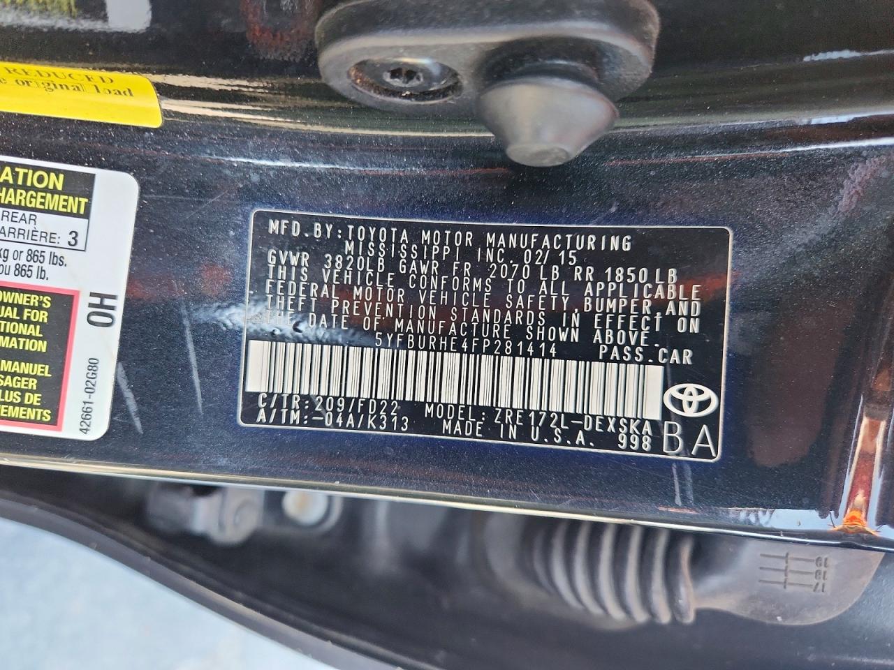 2015 Toyota Corolla S Plus Black vin: 5YFBURHE4FP281414