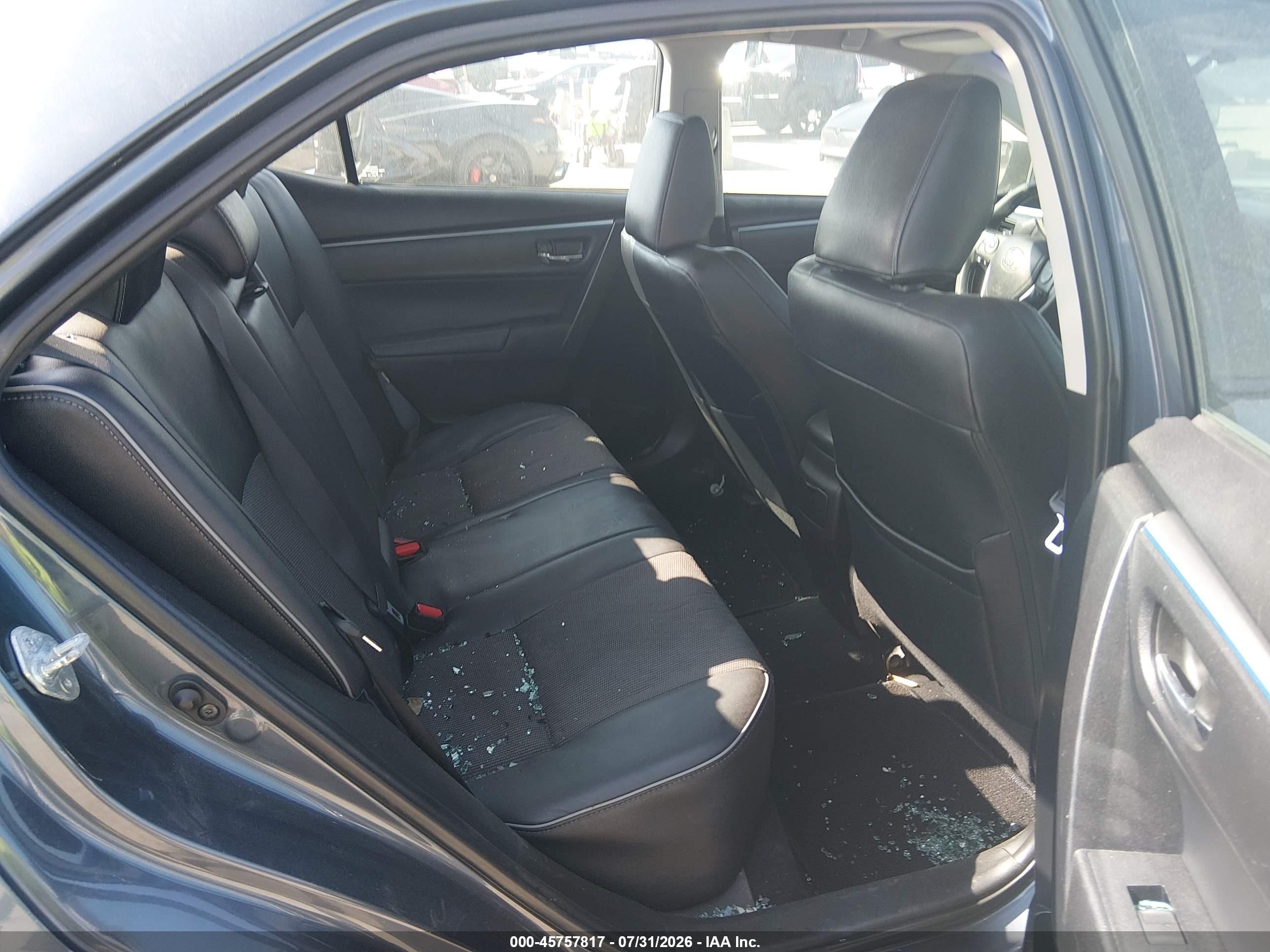 2015 Toyota Corolla S Plus Blue vin: 5YFBURHE4FP286841