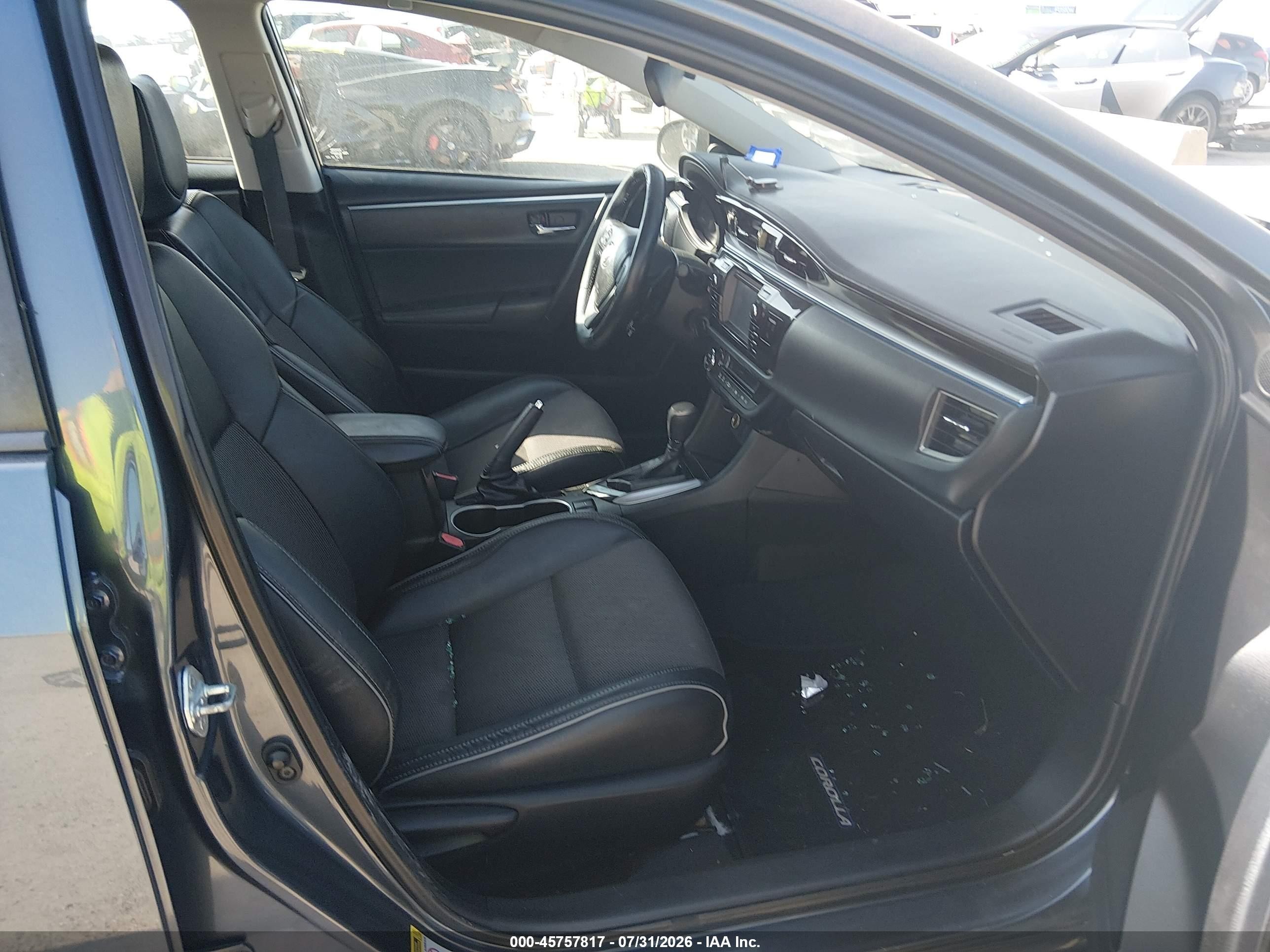 2015 Toyota Corolla S Plus Blue vin: 5YFBURHE4FP286841