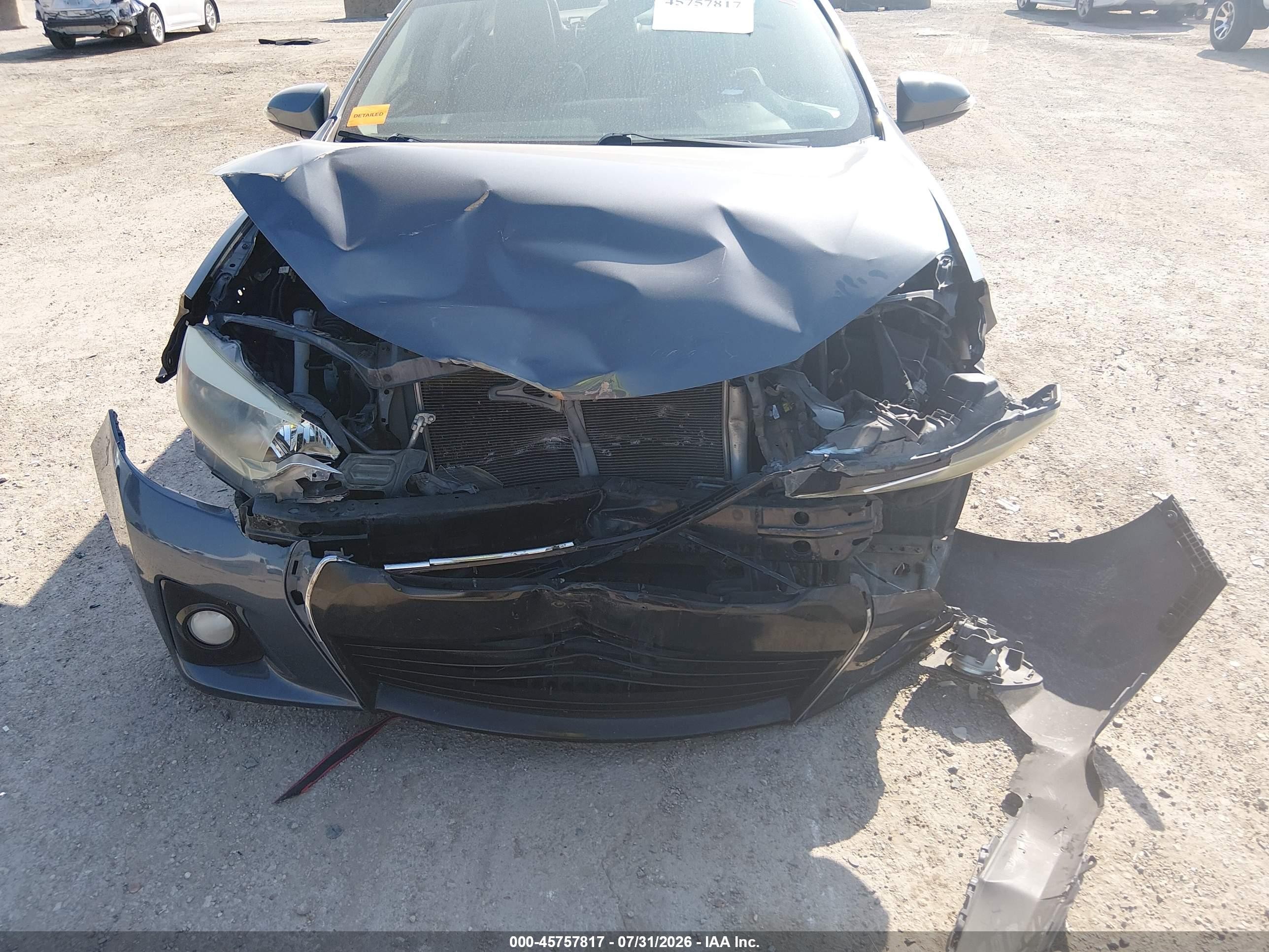 2015 Toyota Corolla S Plus Blue vin: 5YFBURHE4FP286841
