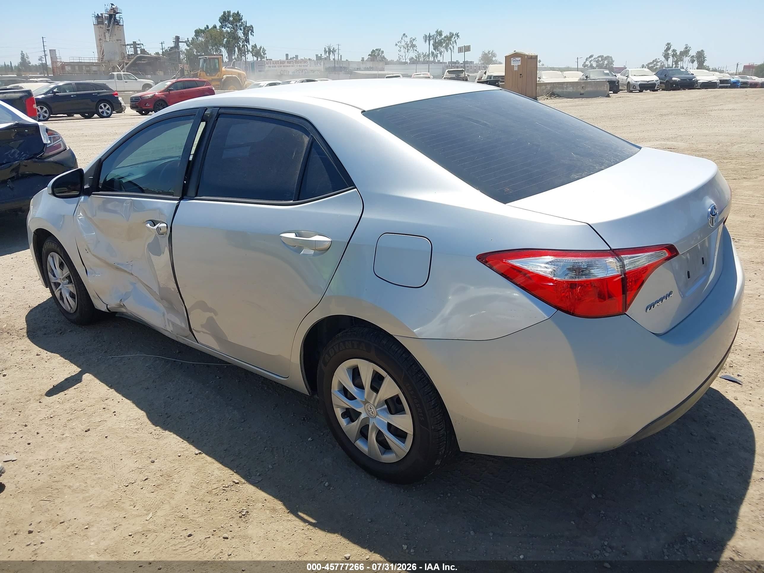 2015 Toyota Corolla L White vin: 5YFBURHE4FP326058