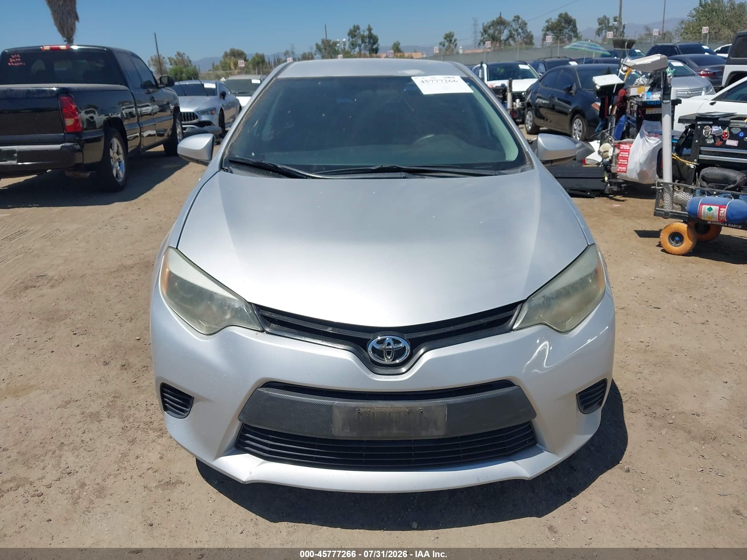 2015 Toyota Corolla L White vin: 5YFBURHE4FP326058