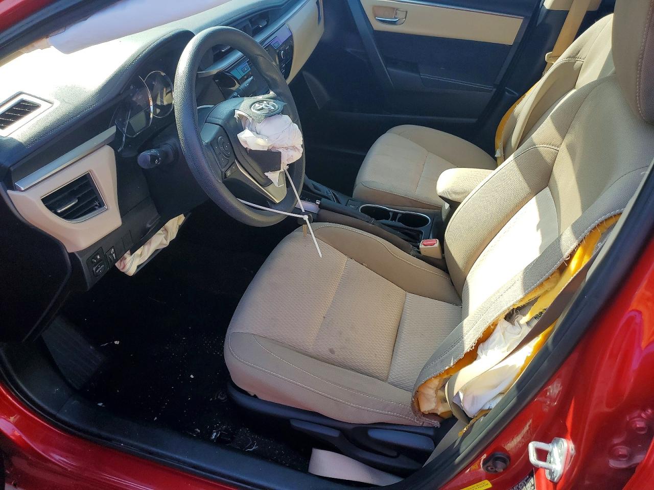 2015 Toyota Corolla Le Красный vin: 5YFBURHE4FP329767