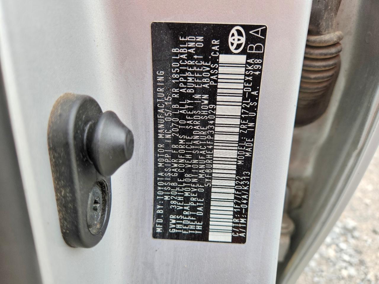2015 Toyota Corolla S Silver vin: 5YFBURHE4FP334029