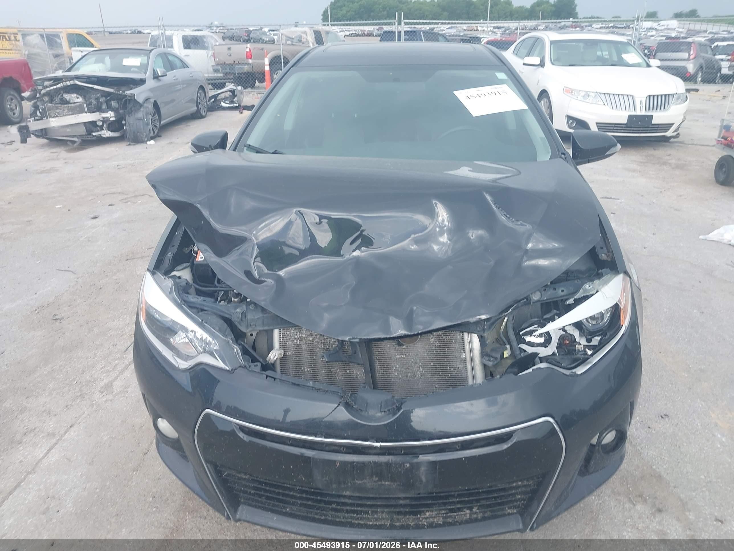 2015 Toyota Corolla S Premium Black vin: 5YFBURHE4FP335729