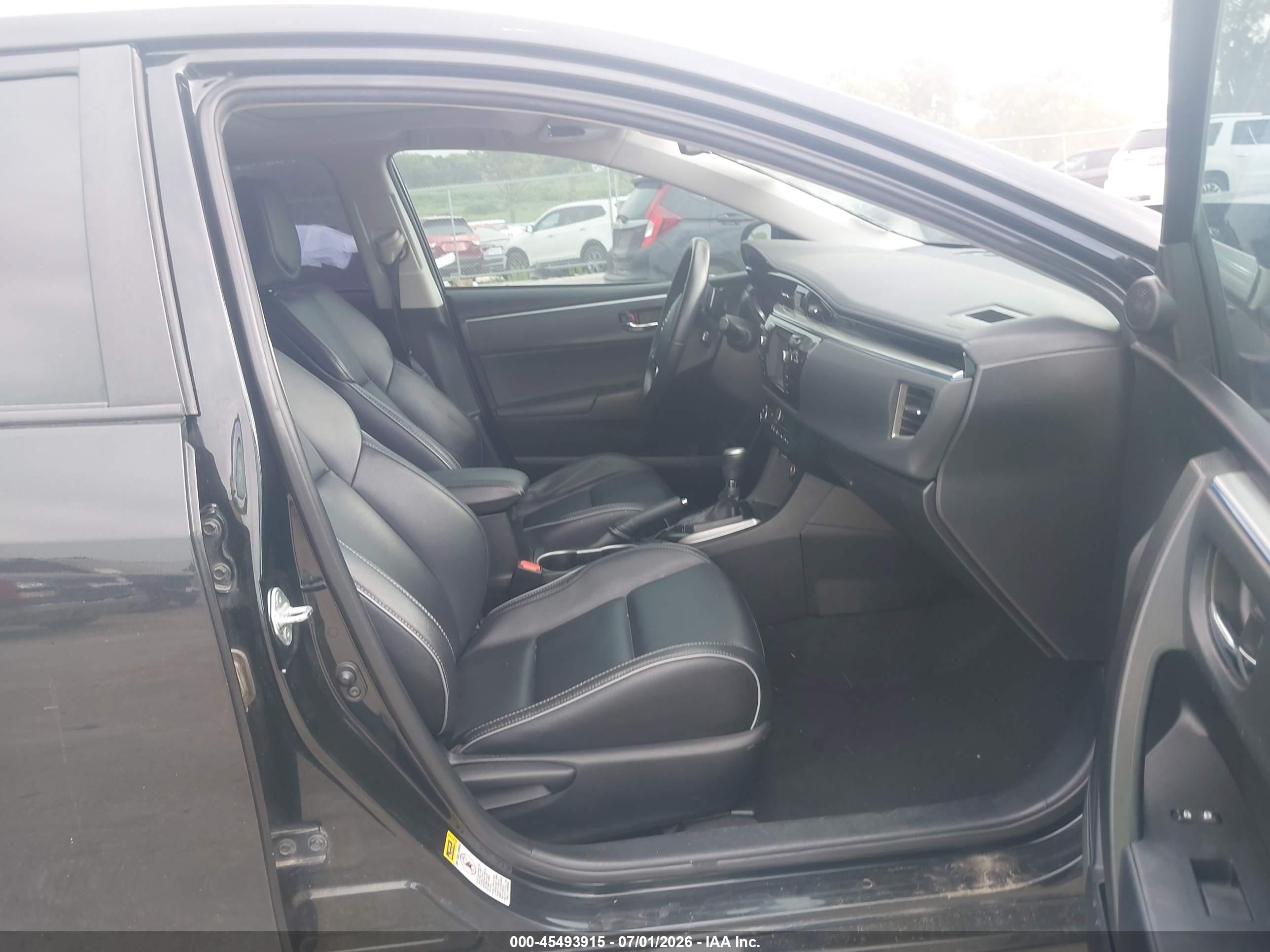 2015 Toyota Corolla S Premium Black vin: 5YFBURHE4FP335729