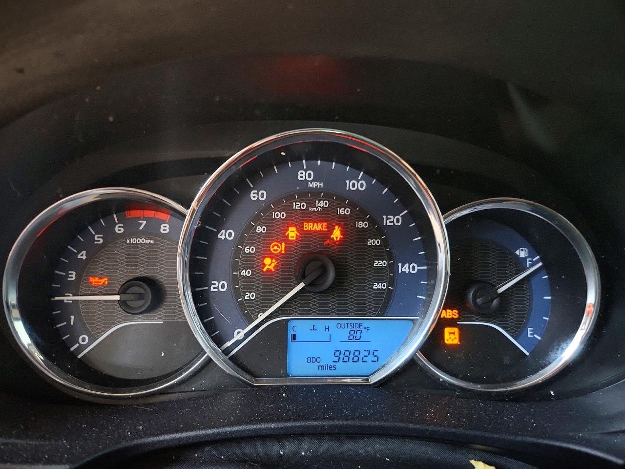 2015 Toyota Corolla Le Красный vin: 5YFBURHE4FP339893