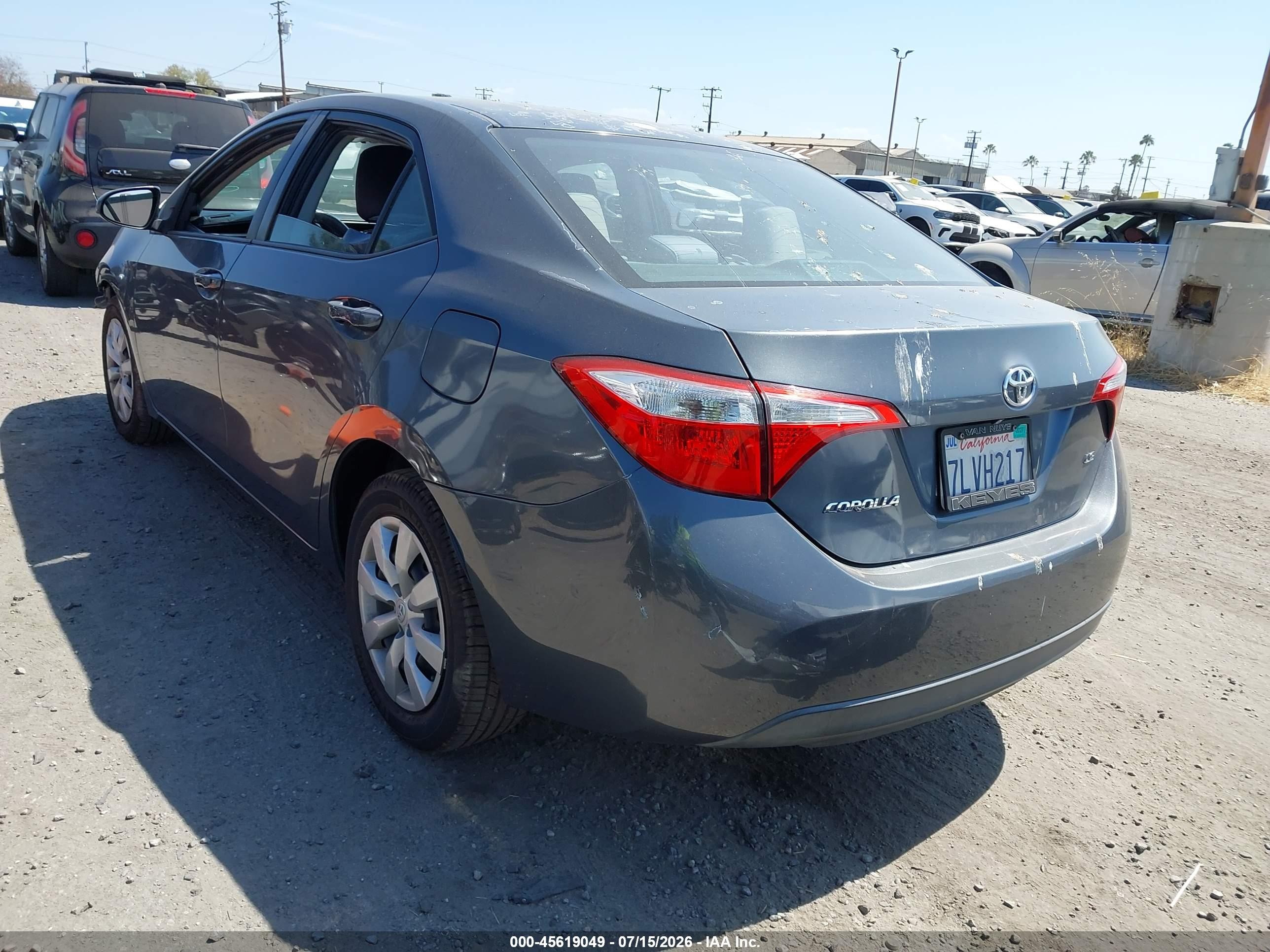 2015 Toyota Corolla Le Blue vin: 5YFBURHE4FP344950