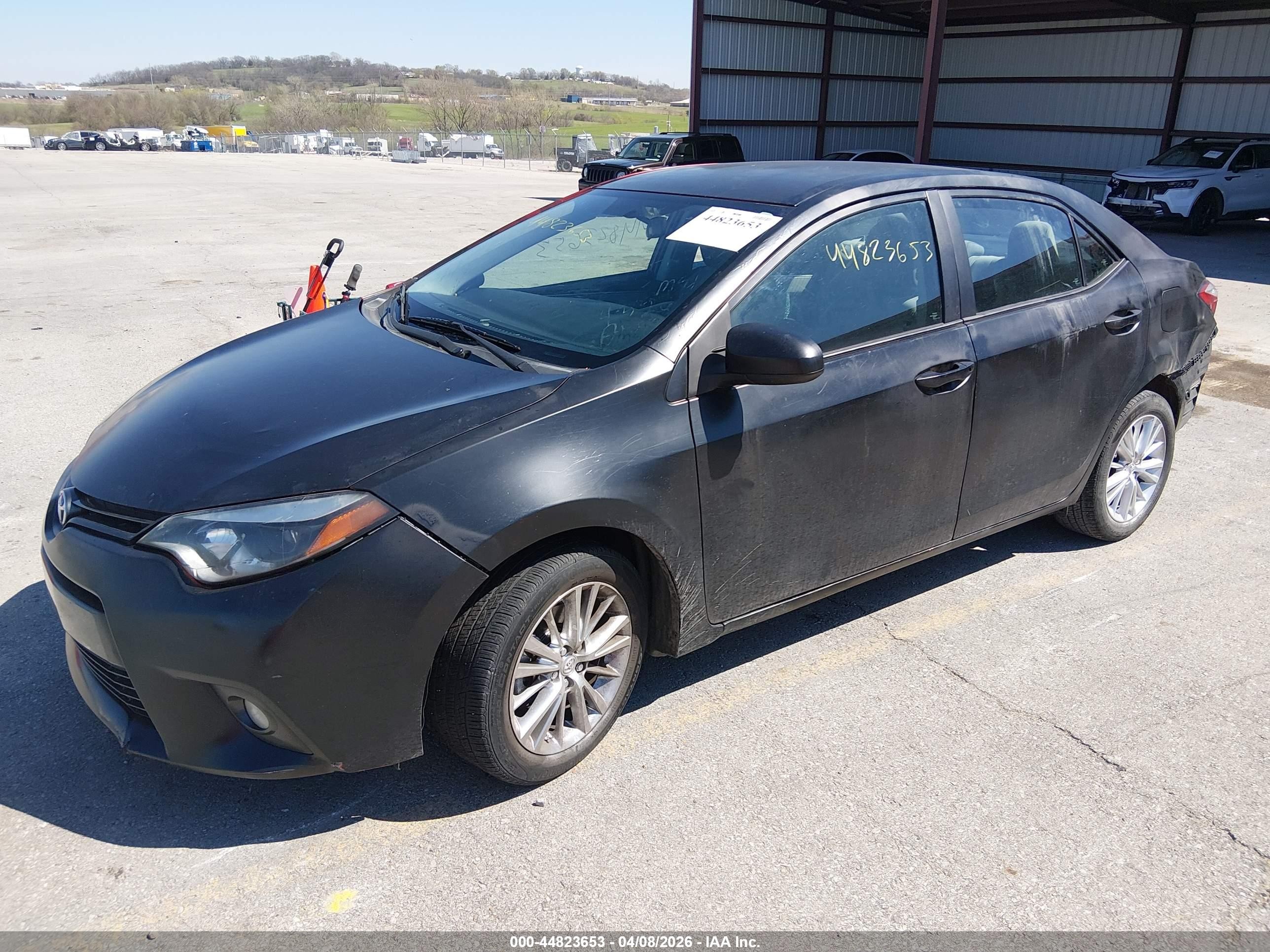 2015 Toyota Corolla Le Plus Black vin: 5YFBURHE4FP350652