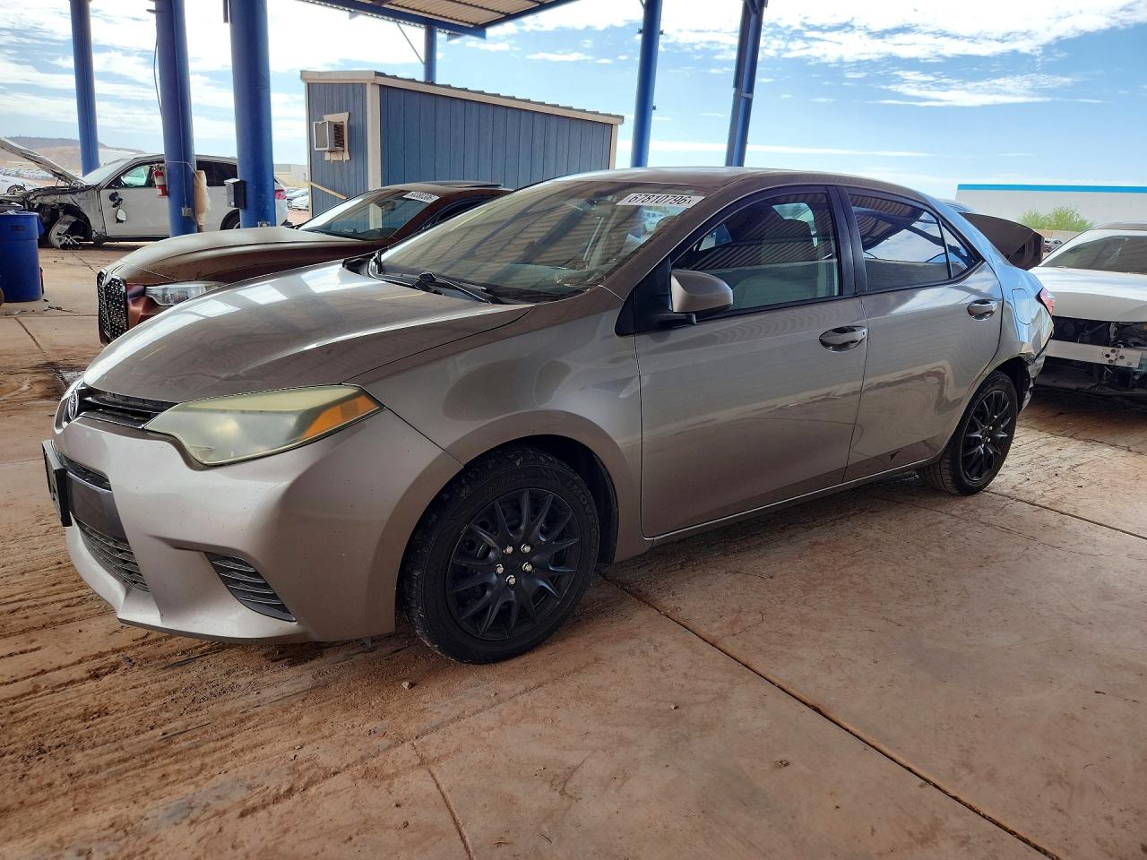 2015 Toyota Corolla Le Gray vin: 5YFBURHE4FP353650