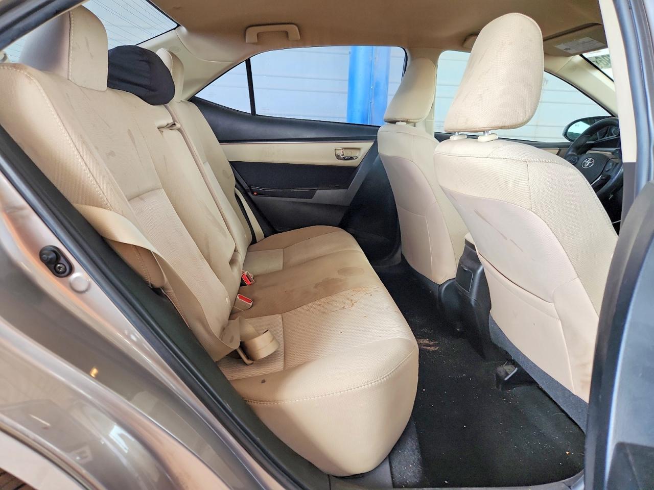 2015 Toyota Corolla Le Gray vin: 5YFBURHE4FP353650
