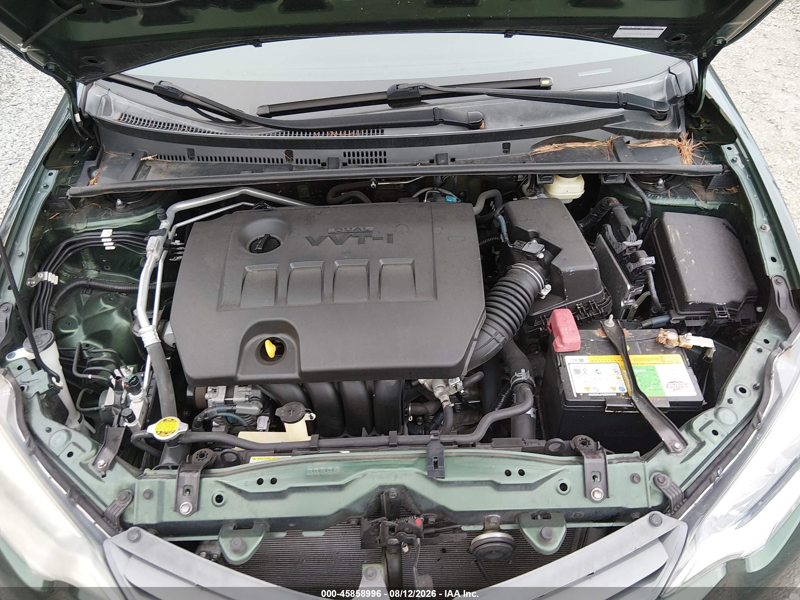 2015 Toyota Corolla Le Green vin: 5YFBURHE4FP354099