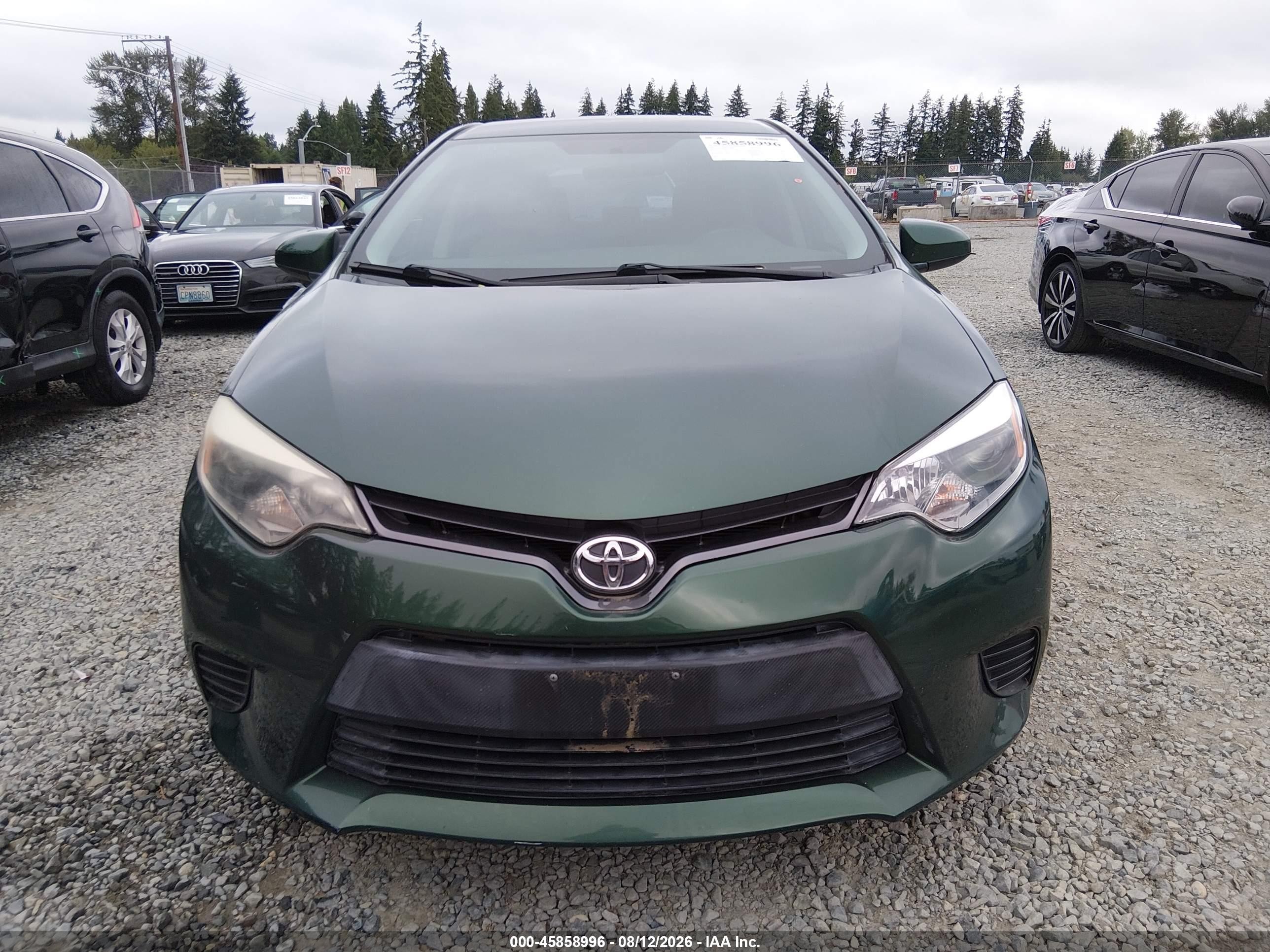 2015 Toyota Corolla Le Green vin: 5YFBURHE4FP354099