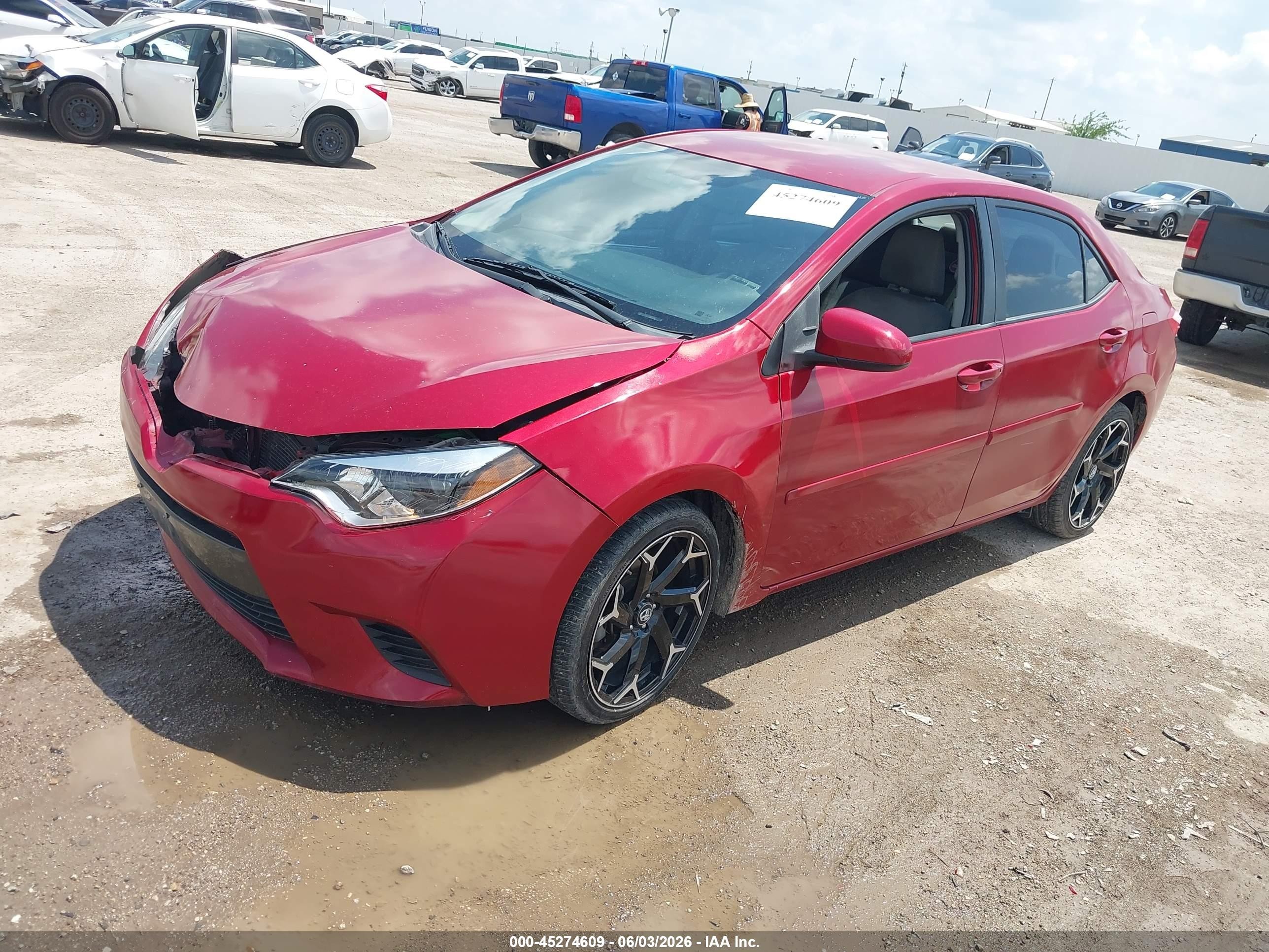 2015 Toyota Corolla Le Red vin: 5YFBURHE4FP354457