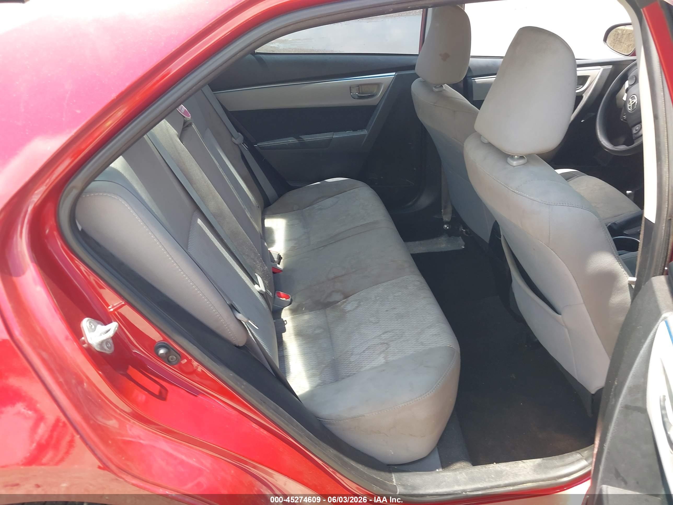 2015 Toyota Corolla Le Red vin: 5YFBURHE4FP354457