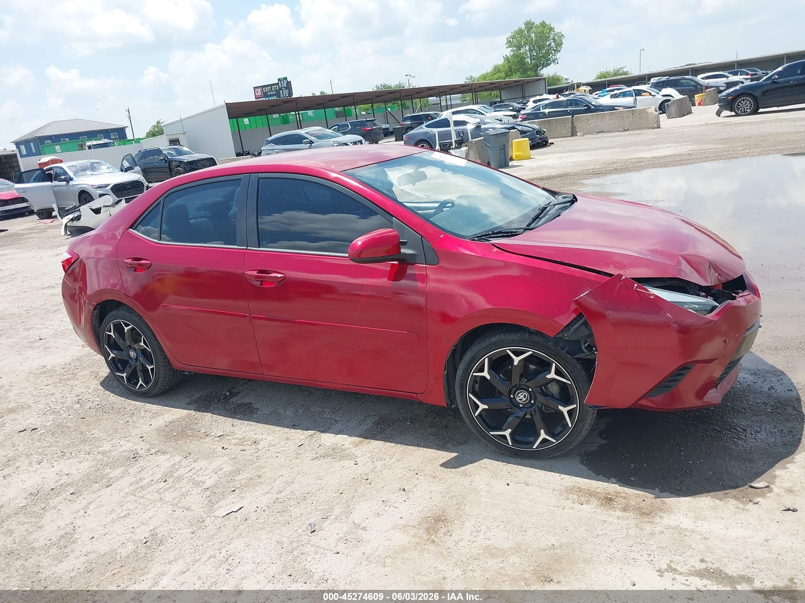 2015 Toyota Corolla Le Red vin: 5YFBURHE4FP354457