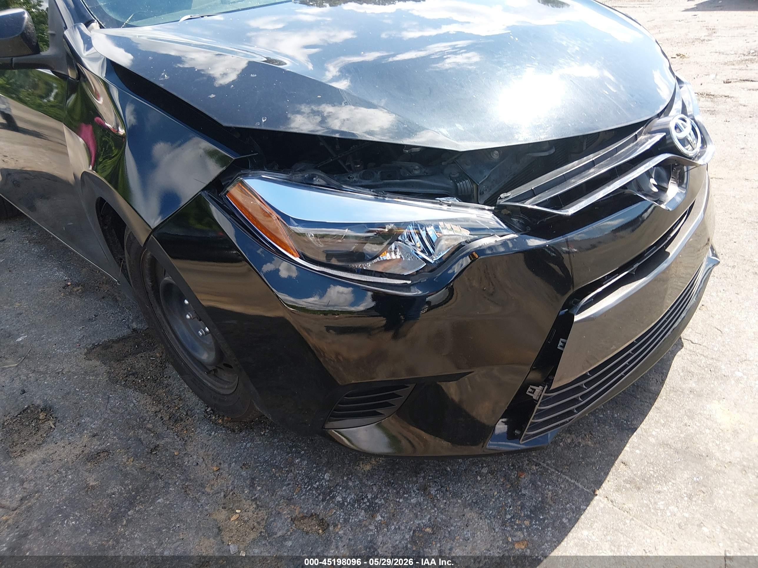 2016 Toyota Corolla Le Black vin: 5YFBURHE4GP372443